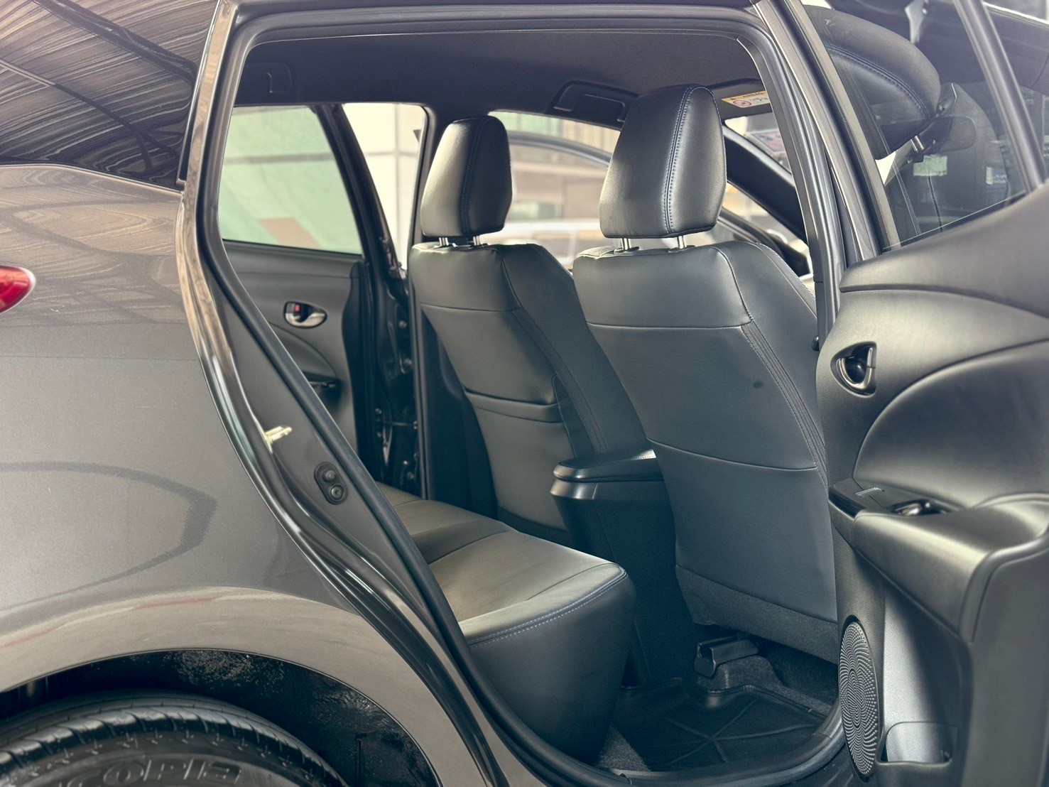 Toyota Yaris 1.2 Sport ปี 2021 ไมล์ 2 หมื่น (รูปที่ 8)