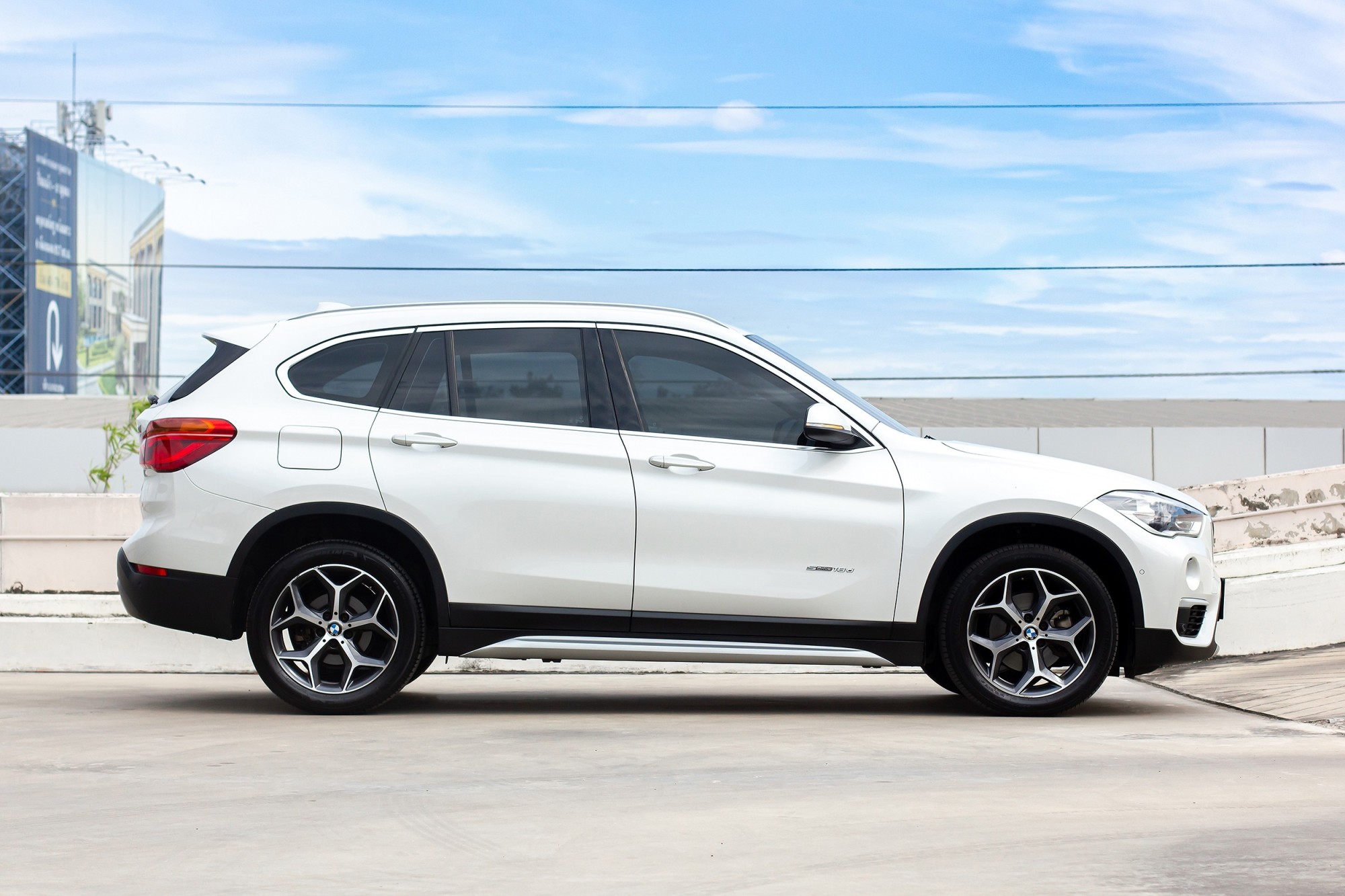 BMW X1 [F48] 2.0 sDrive18d xLine 8A/T ปี 2016 จด 2017 (รูปที่ 3)