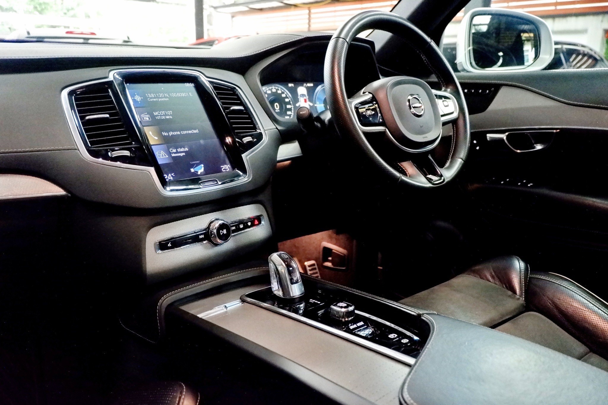 Vovlo XC90 auto รถสวย ปี 2019 ไมล์ 130,000 กม. สดพร้อมโอน (รูปที่ 17)