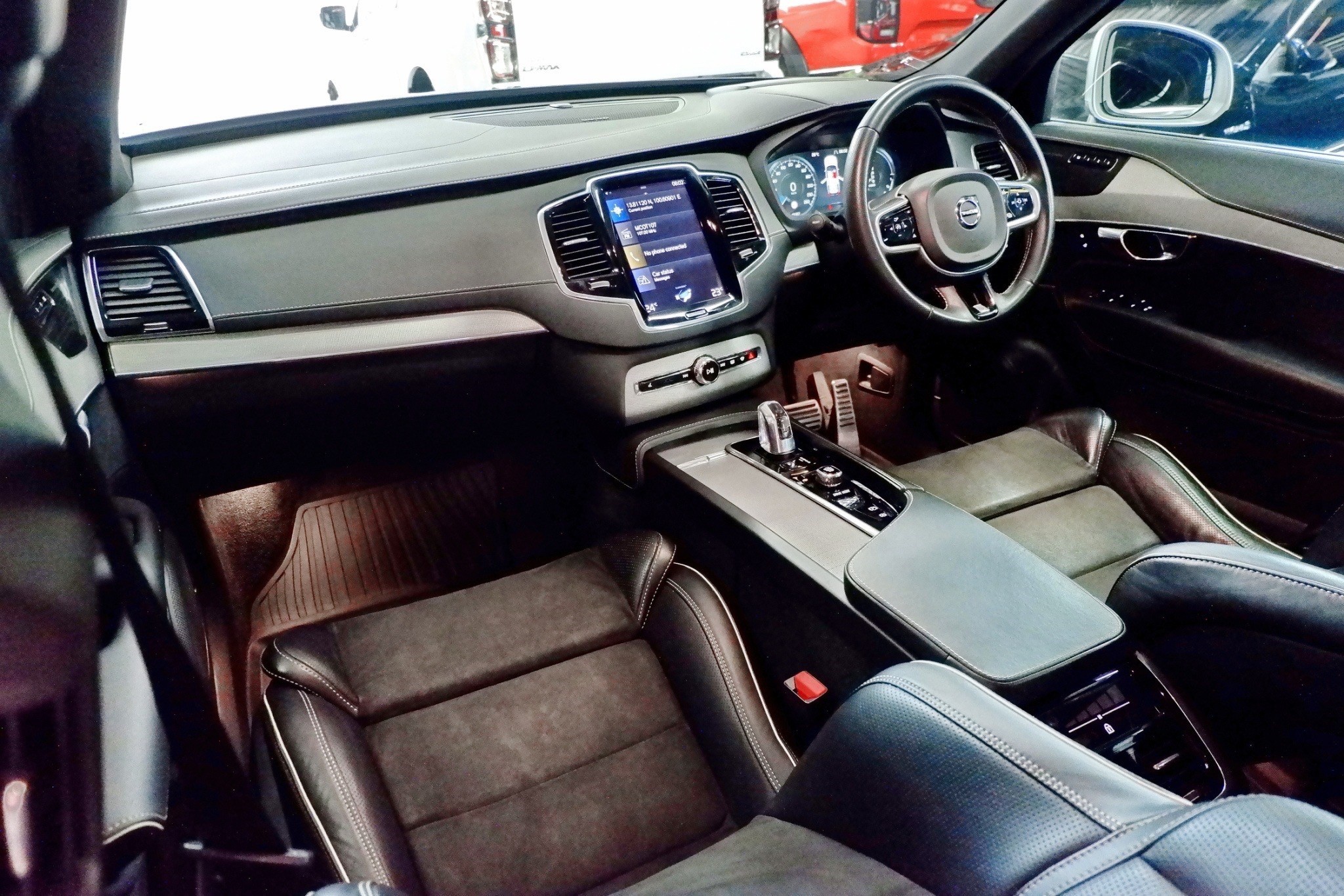 Vovlo XC90 auto รถสวย ปี 2019 ไมล์ 130,000 กม. สดพร้อมโอน (รูปที่ 16)