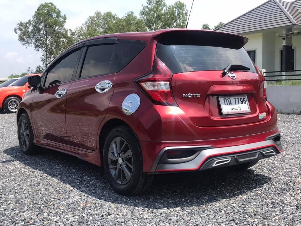 Nissan Note ปี 2017 สีแดง (รูปที่ 6)