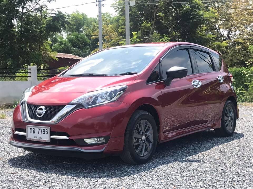 Nissan Note ปี 2017 สีแดง (รูปที่ 3)