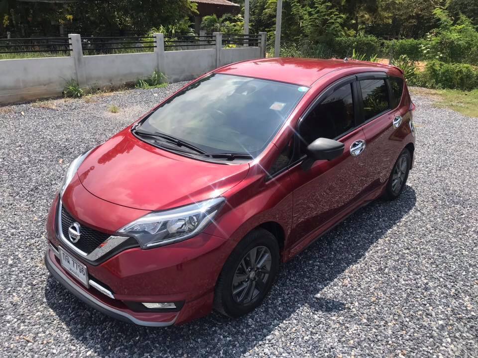 Nissan Note ปี 2017 สีแดง (รูปที่ 4)