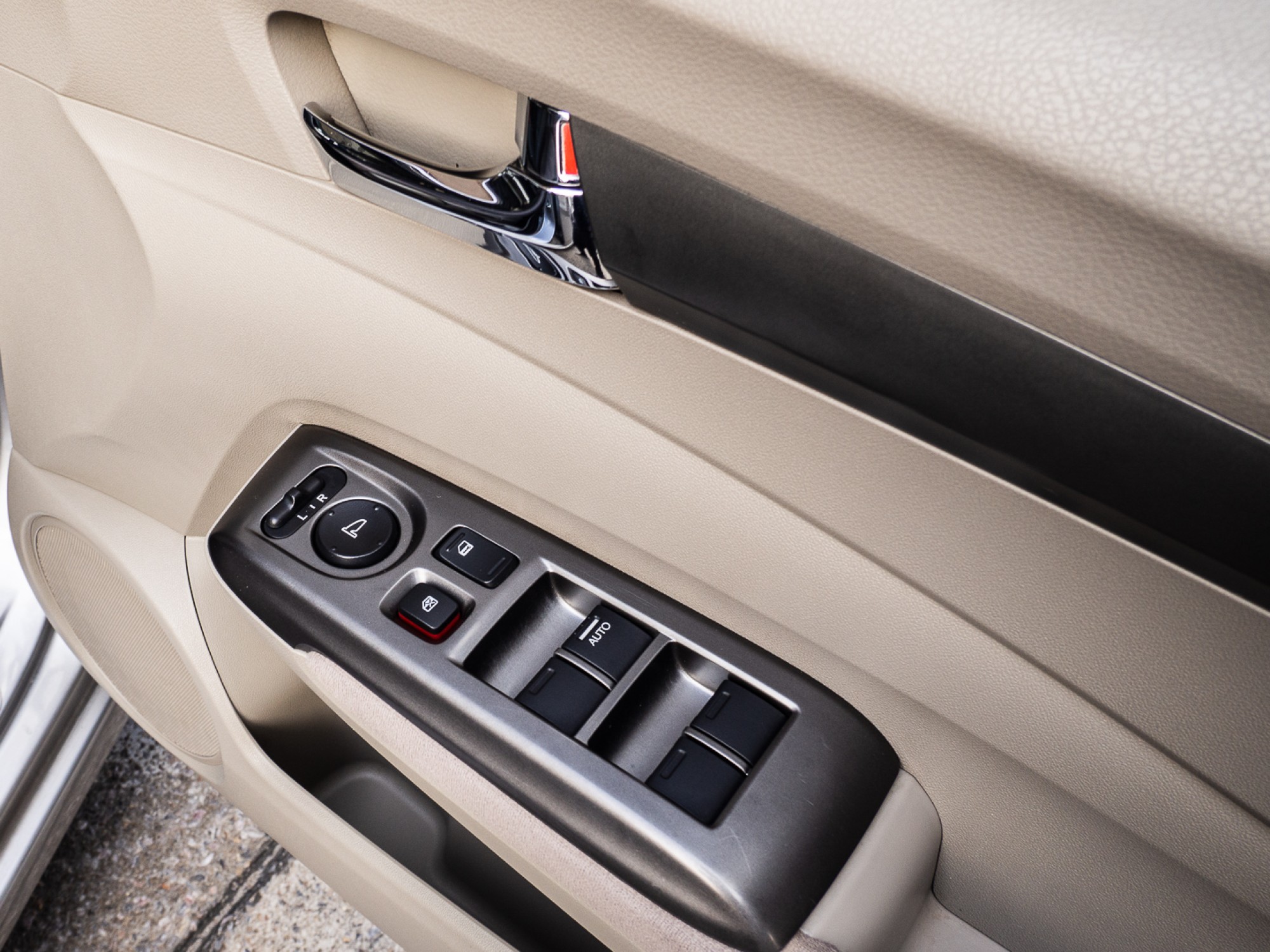HONDA CITY 1.5V (รูปที่ 24)