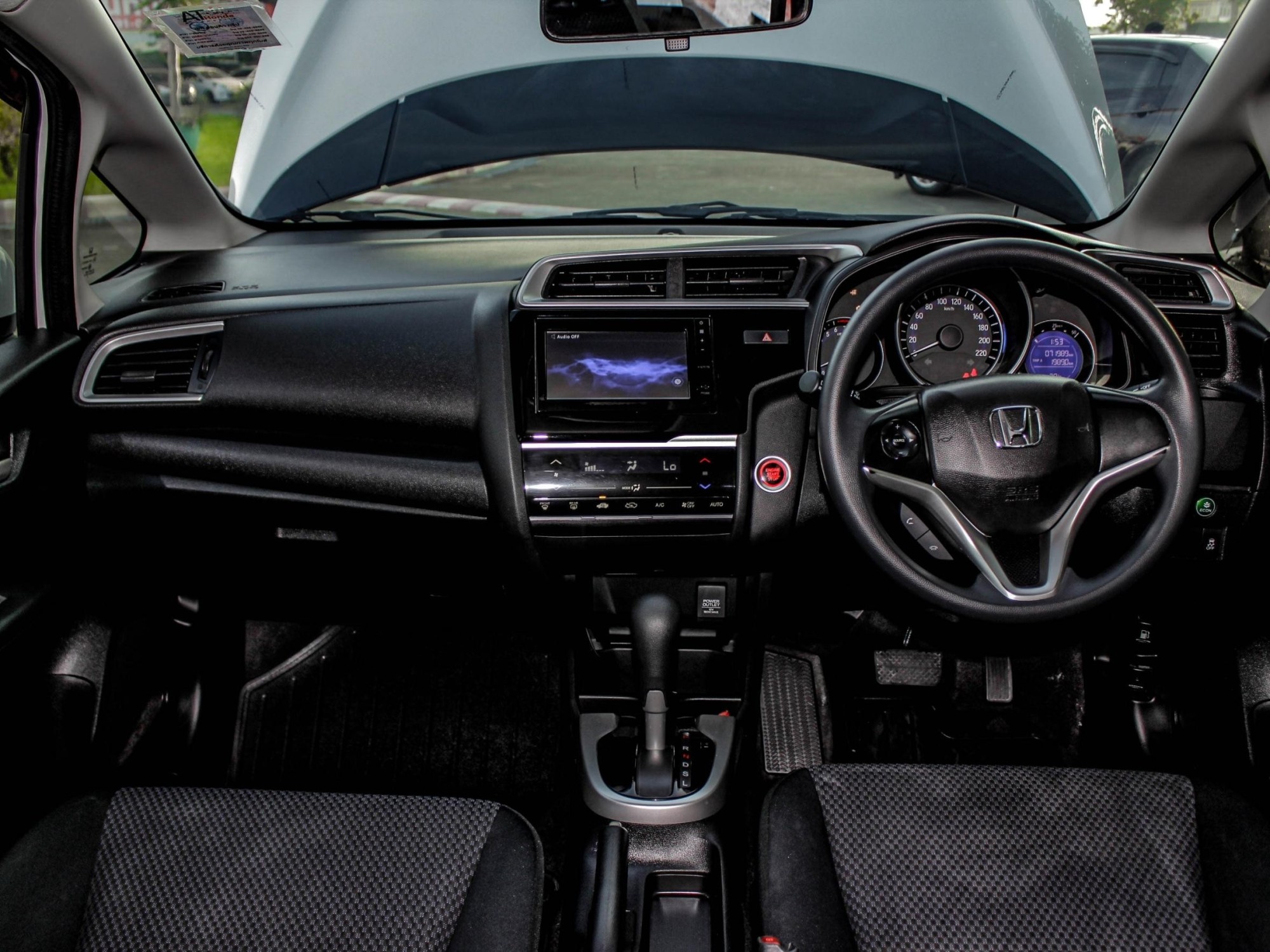 HONDA JAZZ, 1.5 i-VTEC V+ ปี 2020 (รูปที่ 8)