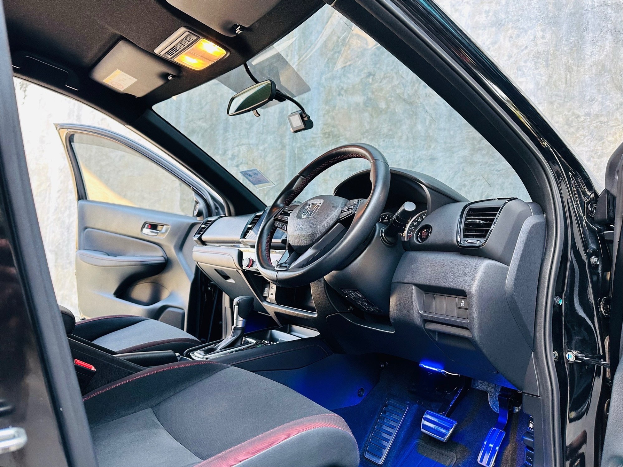 2022 แท้ Honda City Hatchback 1.0 TURBO RS CVT auto ไมล์แท้ 20,000 กม. (รูปที่ 11)
