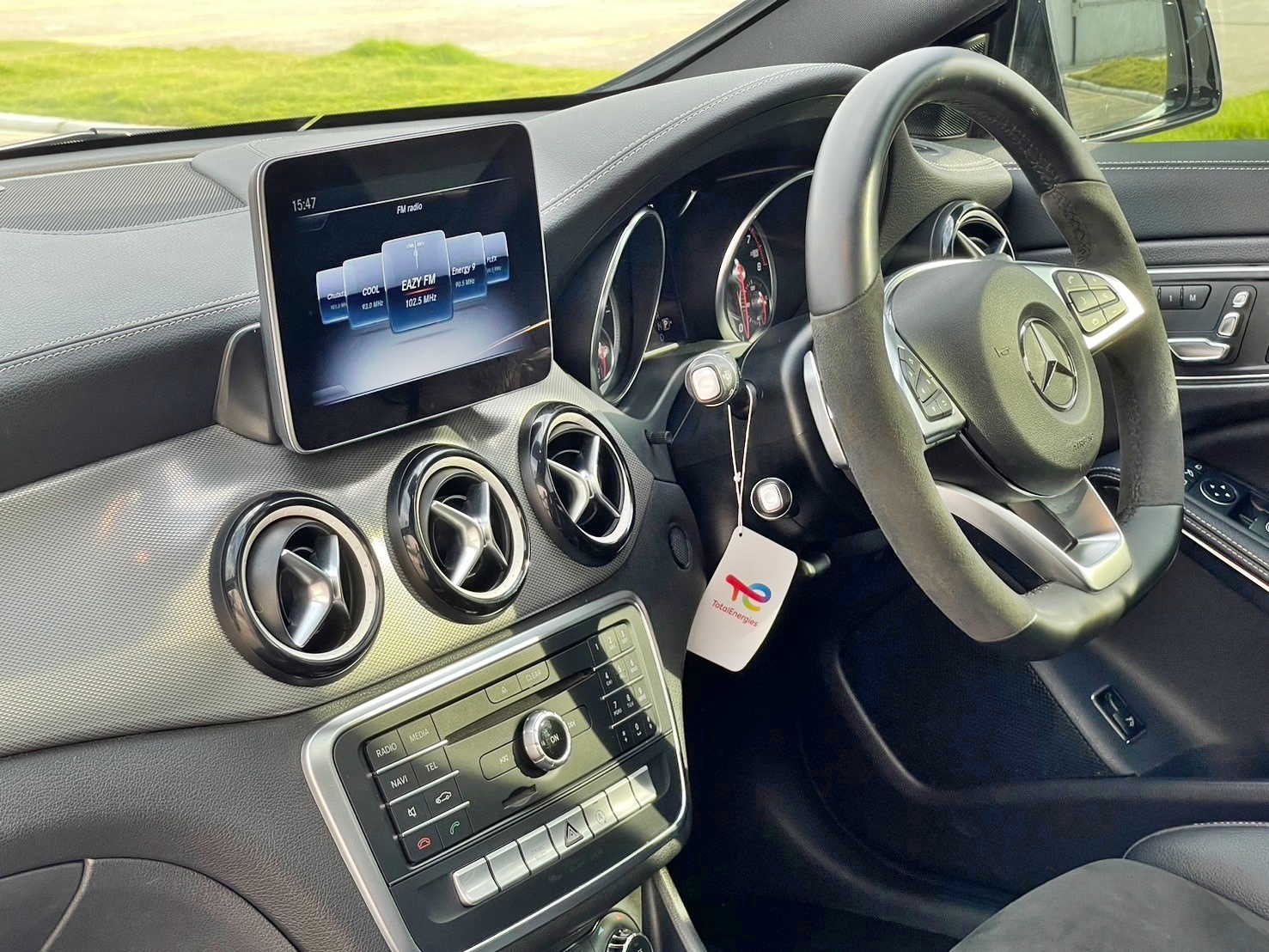 Mercedes-Benz CLA250 AMG Facelift White Art Edition (W117) ปี 2018 จด 2019 (รูปที่ 13)
