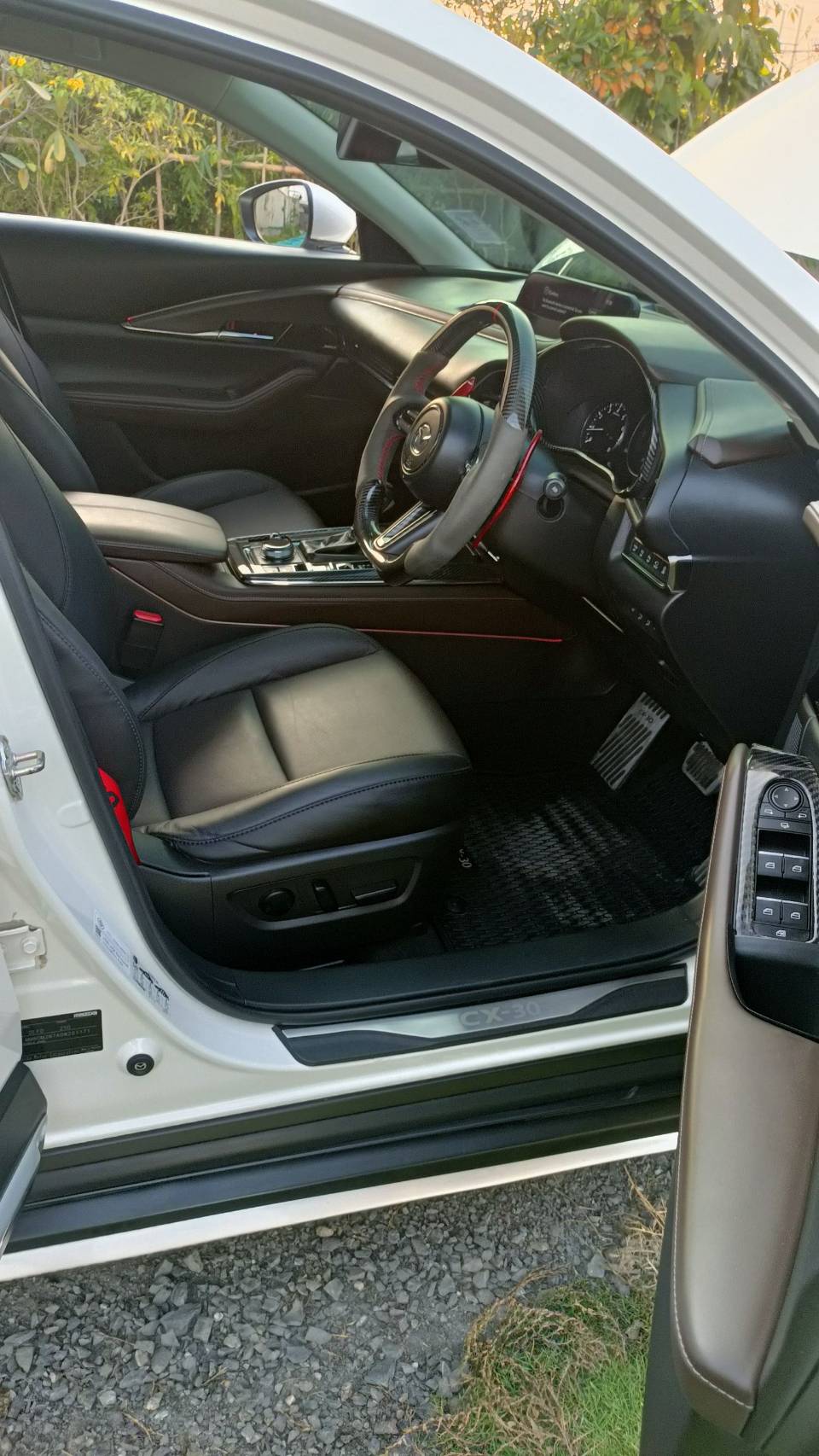 ไมล์ 30,000 กม Mazda CX30 SP รุ่นท๊อปสุด sunroof ลำโพงBose ปี2022 สีขาวมุก (รูปที่ 4)