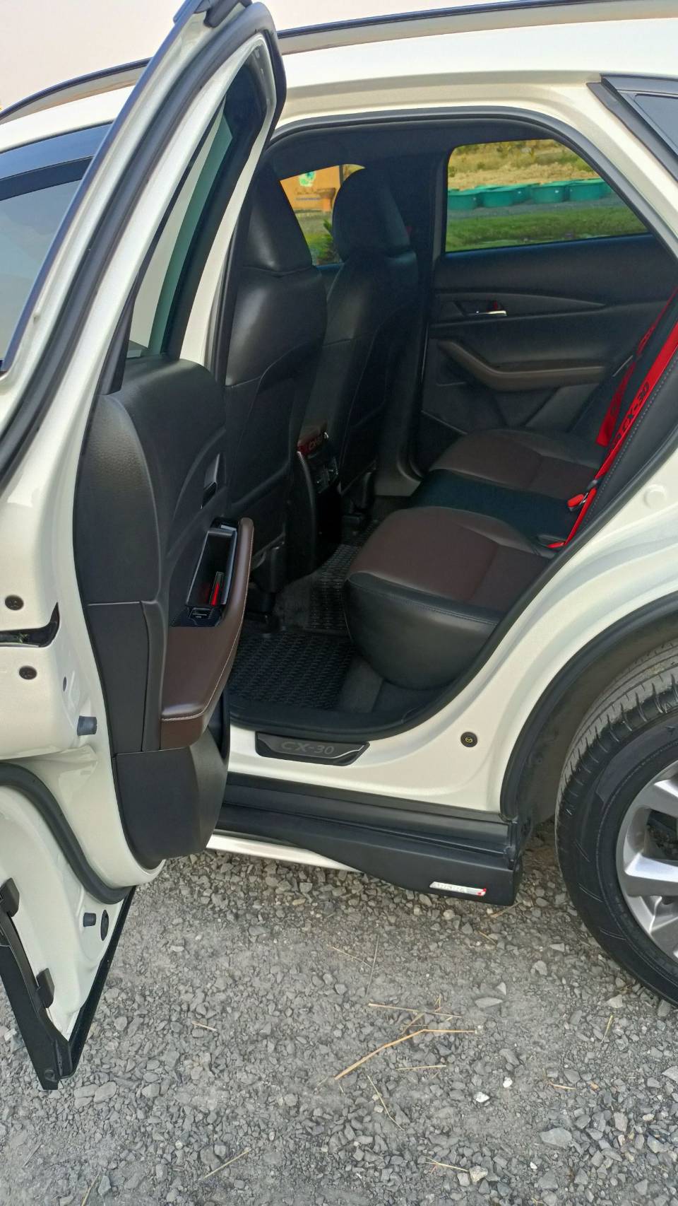 ไมล์ 30,000 กม Mazda CX30 SP รุ่นท๊อปสุด sunroof ลำโพงBose ปี2022 สีขาวมุก (รูปที่ 2)
