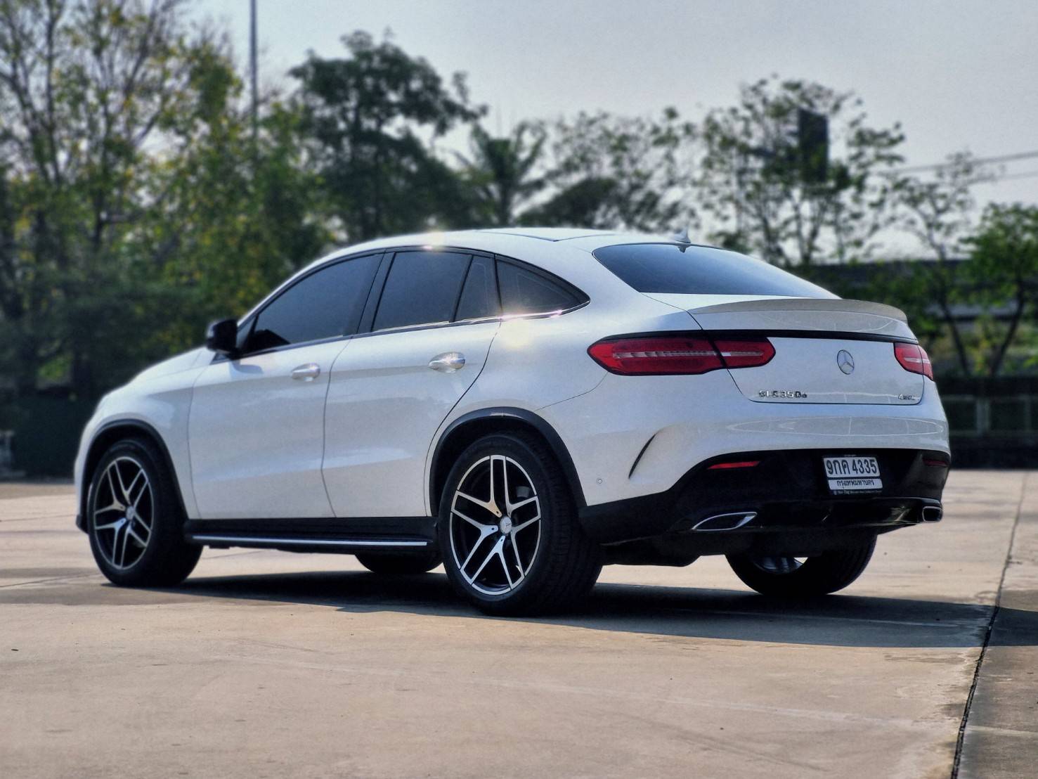 Benz GLE 350d Coupe AMG Dynamic ปี 2016 ไมล์ 130,xxx km. (รูปที่ 15)