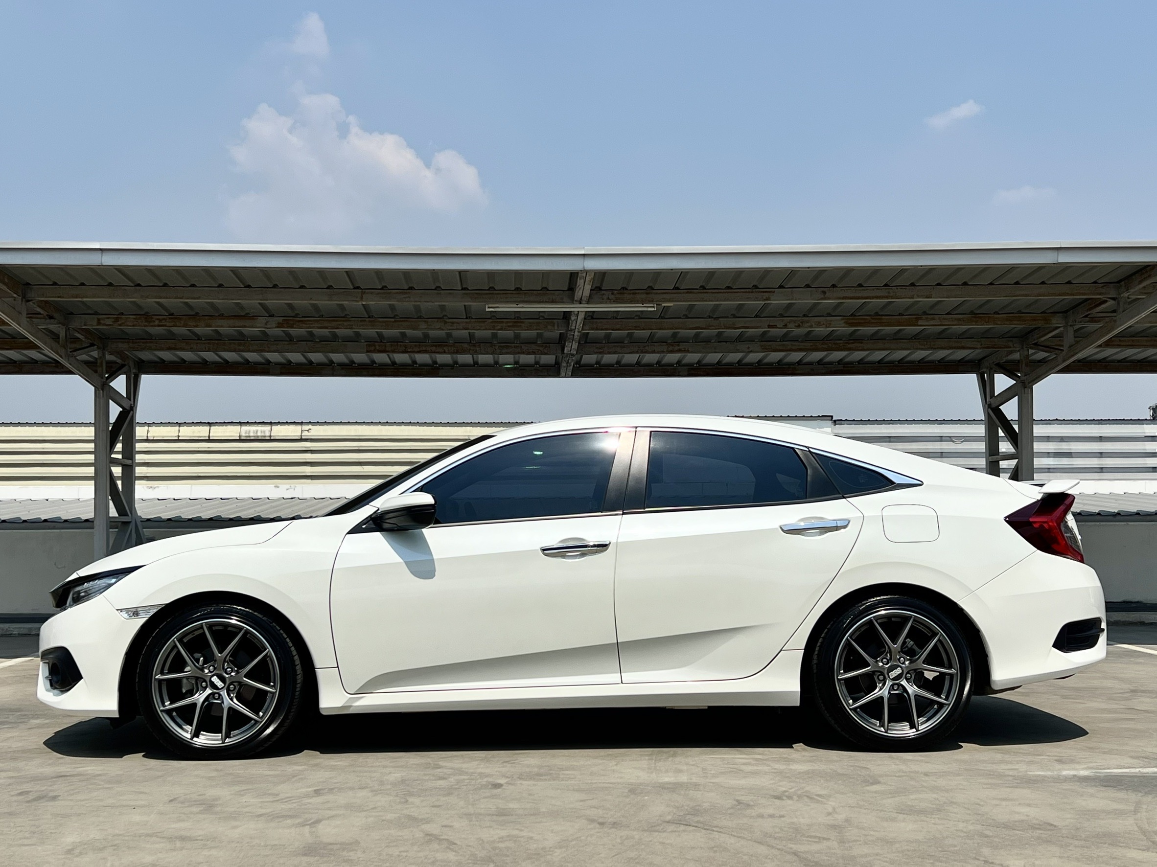 HONDA CIVIC 1.5 TURBO 12017 จด2019 เลขไมล์น้อย 50,000 กม. (รูปที่ 6)