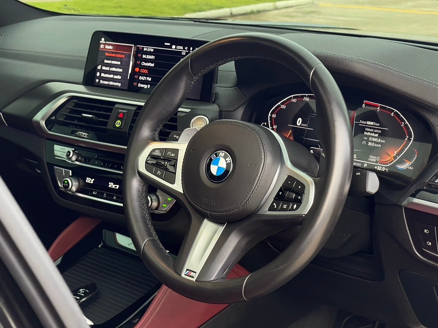2020 BMW X4 G02 สีดำ (รูปที่ 10)