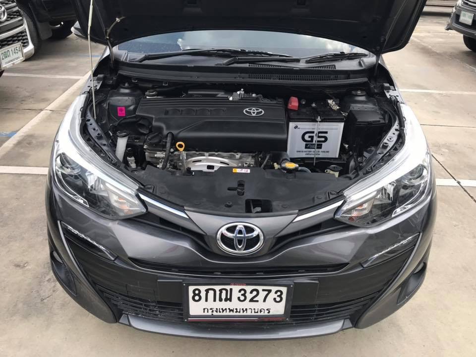 Toyota Yaris Ativ ปี 2018 สีเทา (รูปที่ 3)