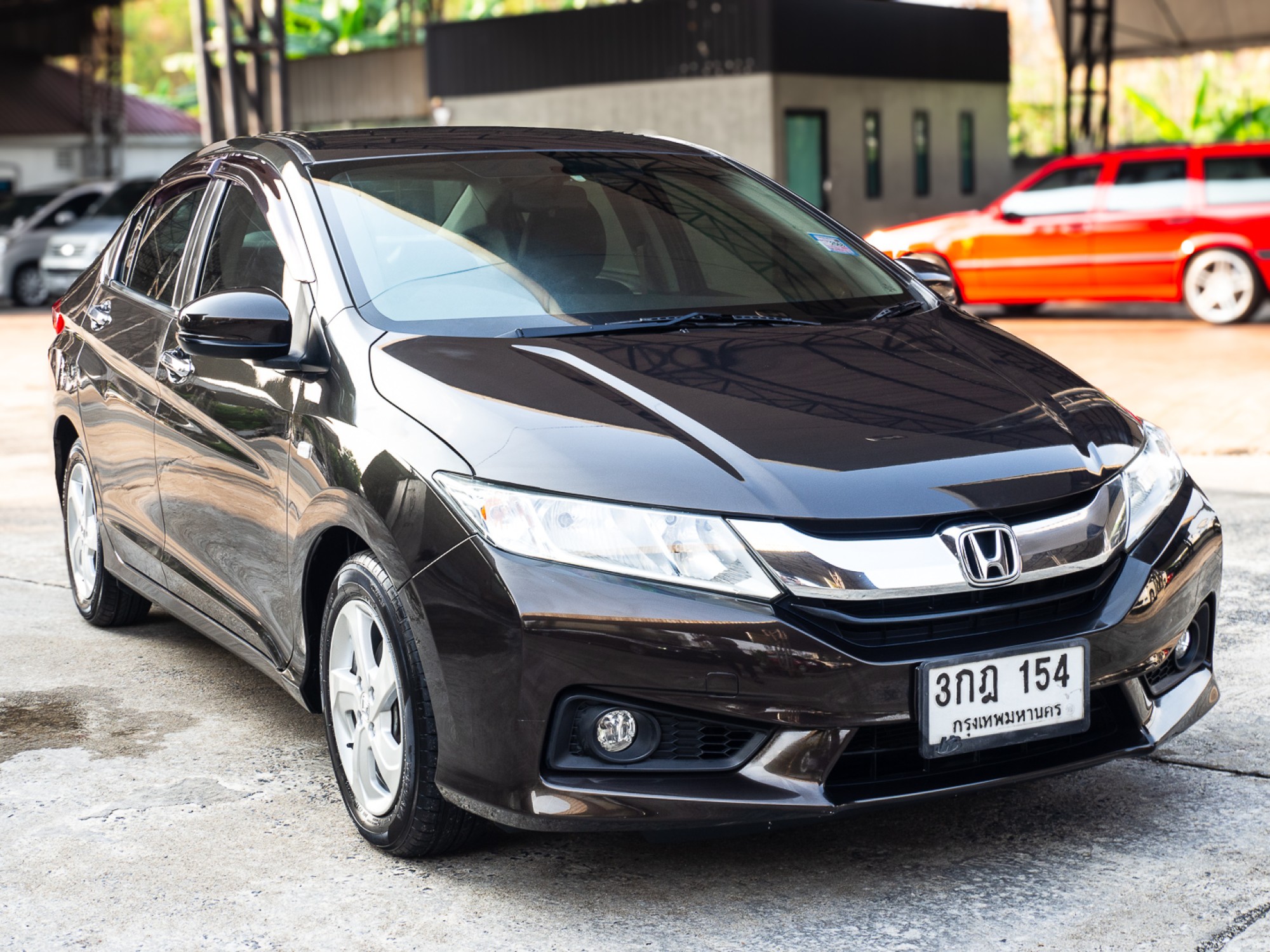 2014 Honda City สีน้ำตาล (รูปที่ 2)