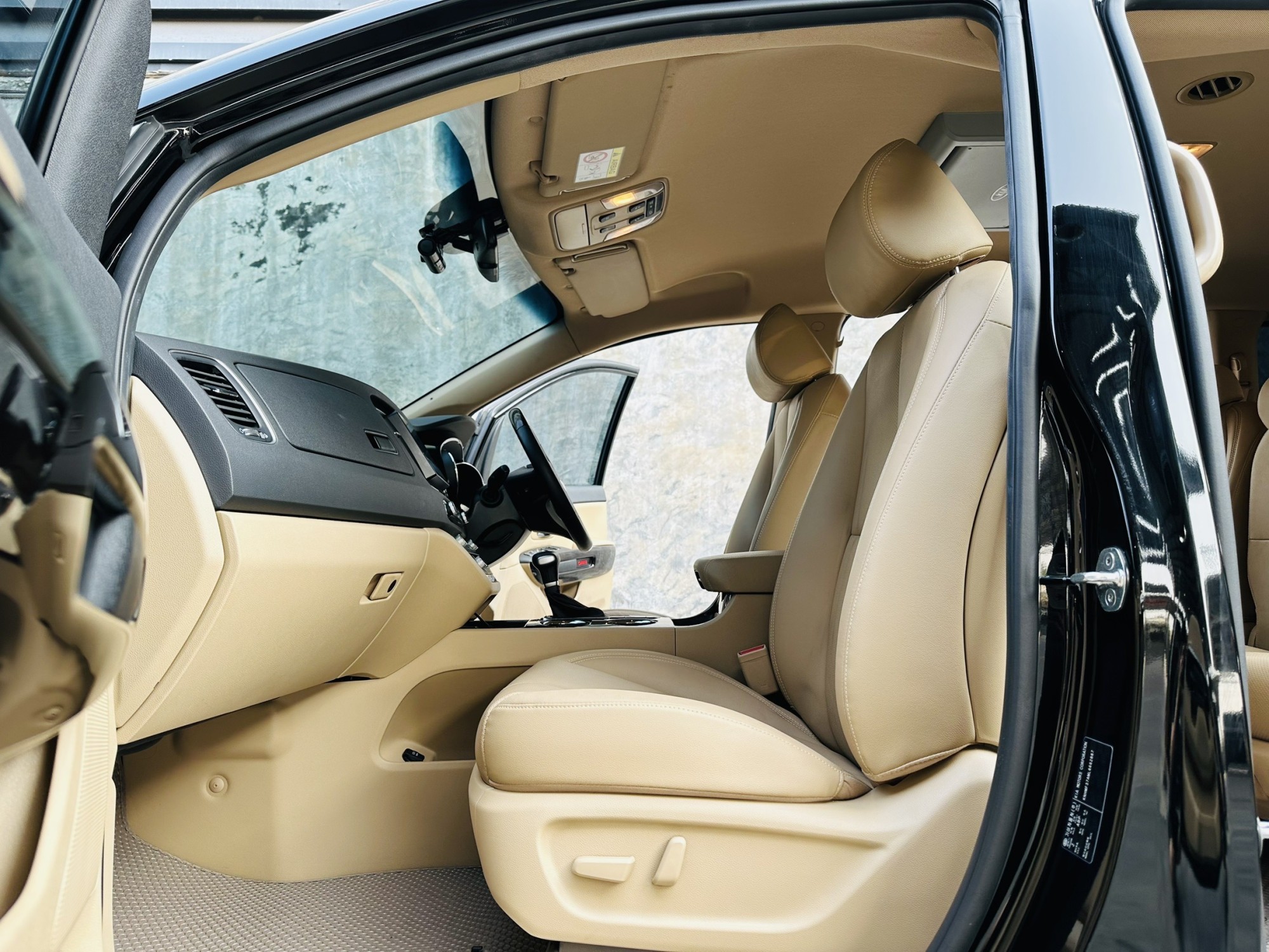 2020 แท้ KIA Grand Carnival Minorchange 2.2 EX 8AT (รูปที่ 17)