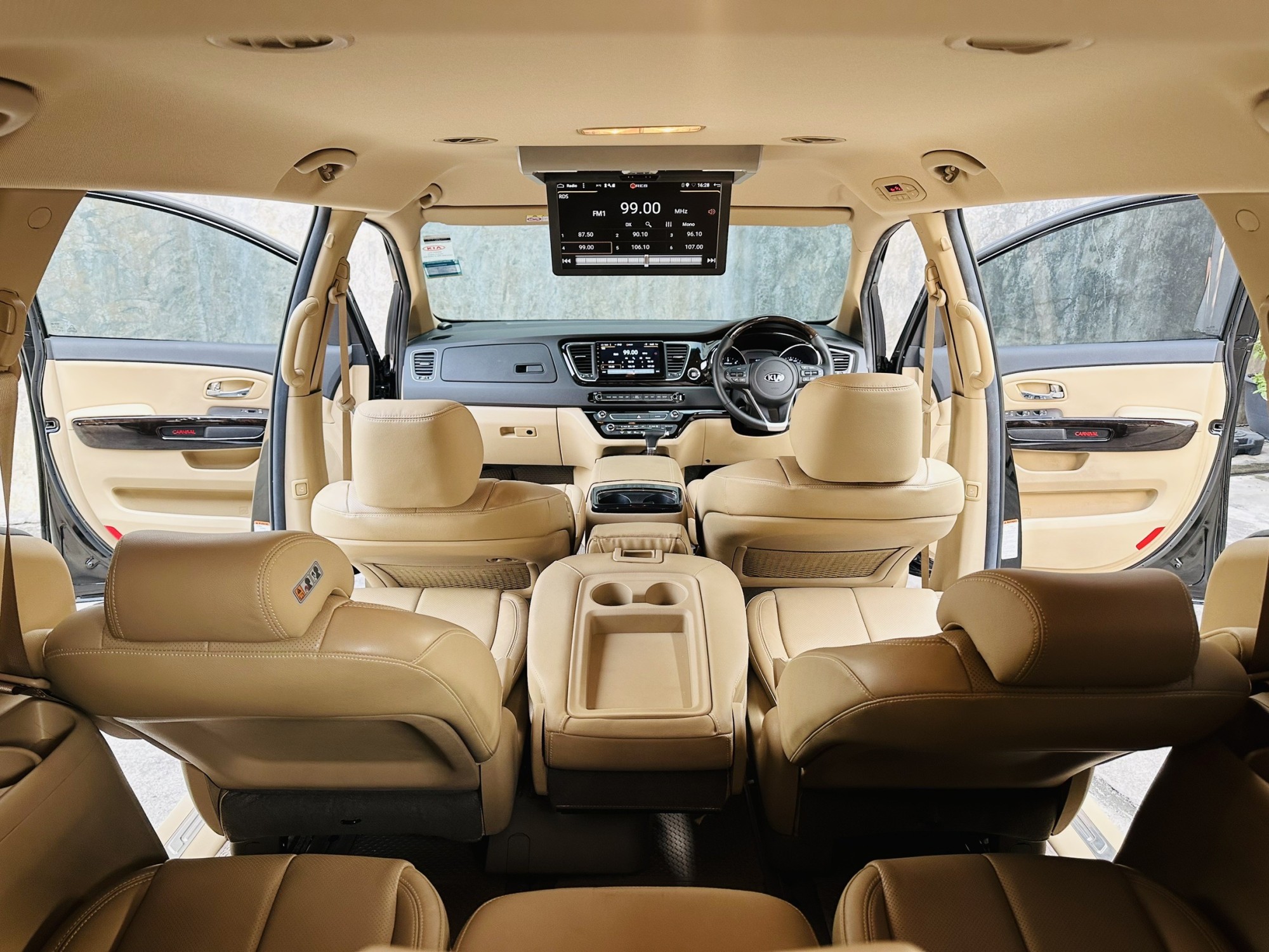 2020 แท้ KIA Grand Carnival Minorchange 2.2 EX 8AT (รูปที่ 6)