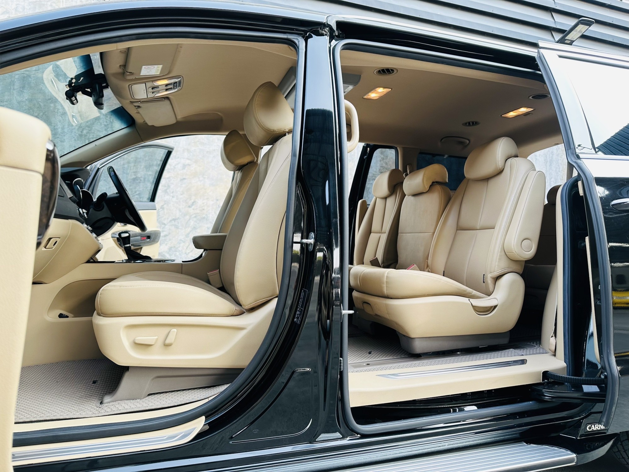 2020 แท้ KIA Grand Carnival Minorchange 2.2 EX 8AT (รูปที่ 18)