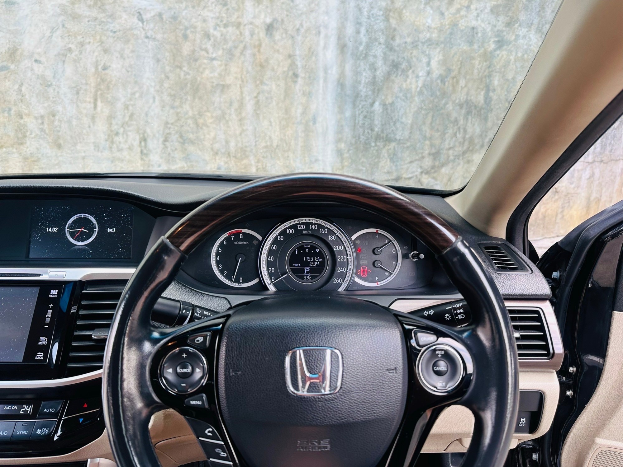 2016 un Honda #Accord MNC 2.0 E G9 เบนซิน 2.0 ลิตร i-VTEC (รูปที่ 2)