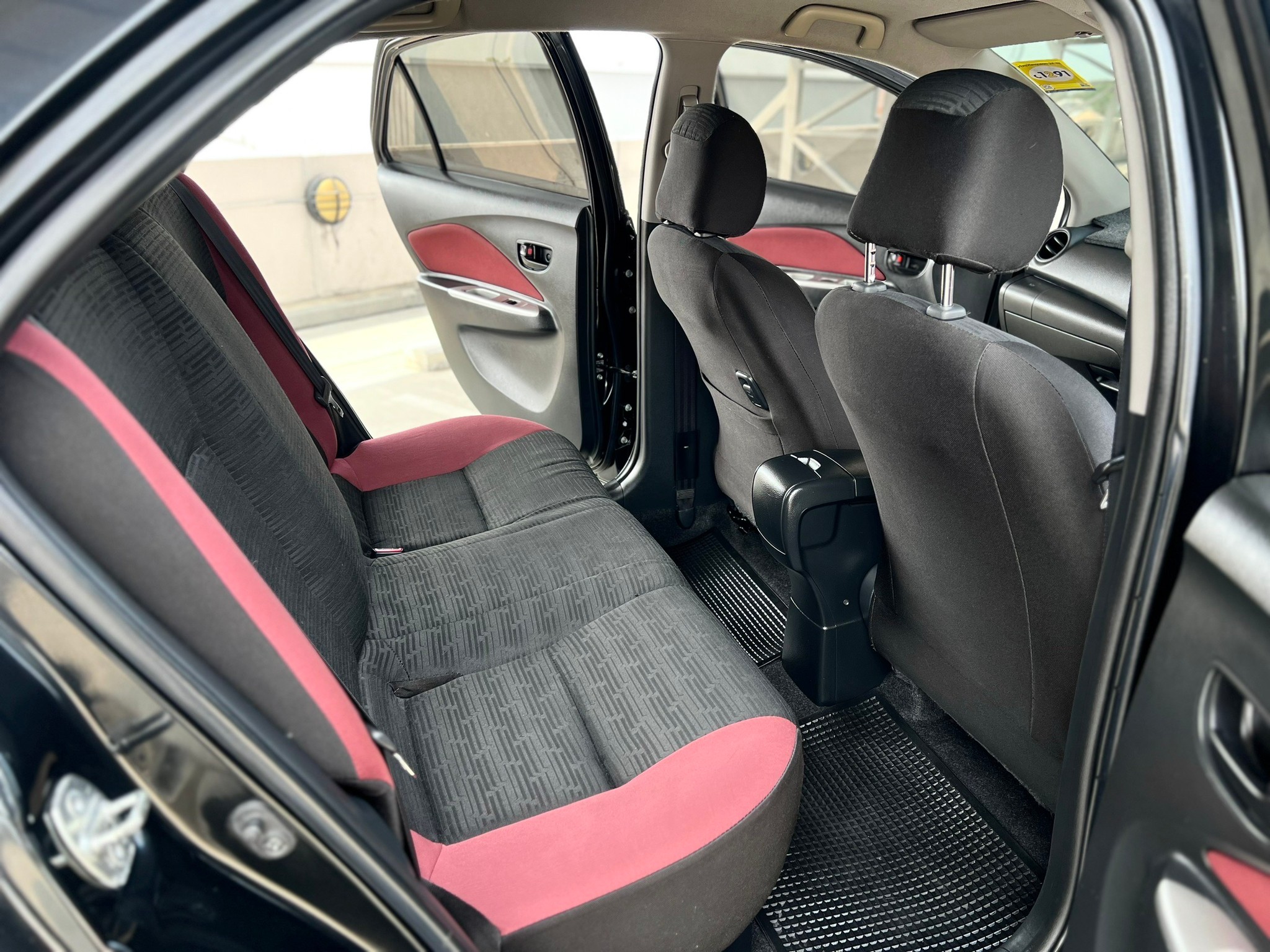 TOYOTA VIOS 1.5 TRD sportivo 2011 แท้ ซุดแต่งโรงงาน ไมล์แท้ 64,000 กม. (รูปที่ 16)