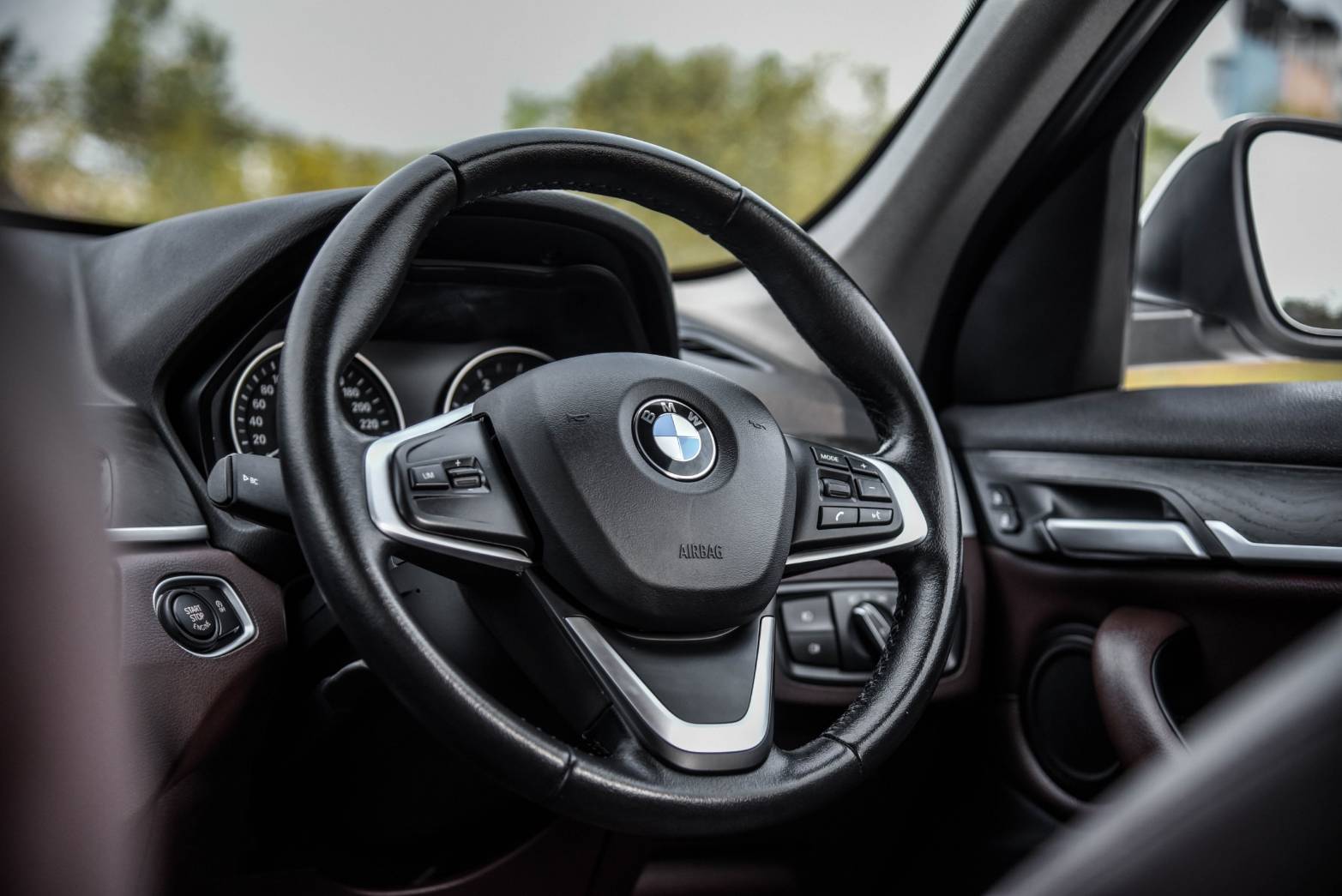 BMW X1 sDrive18d 2.0 XLine AT 2017 ไมล์ 96,xxx km. (รูปที่ 9)