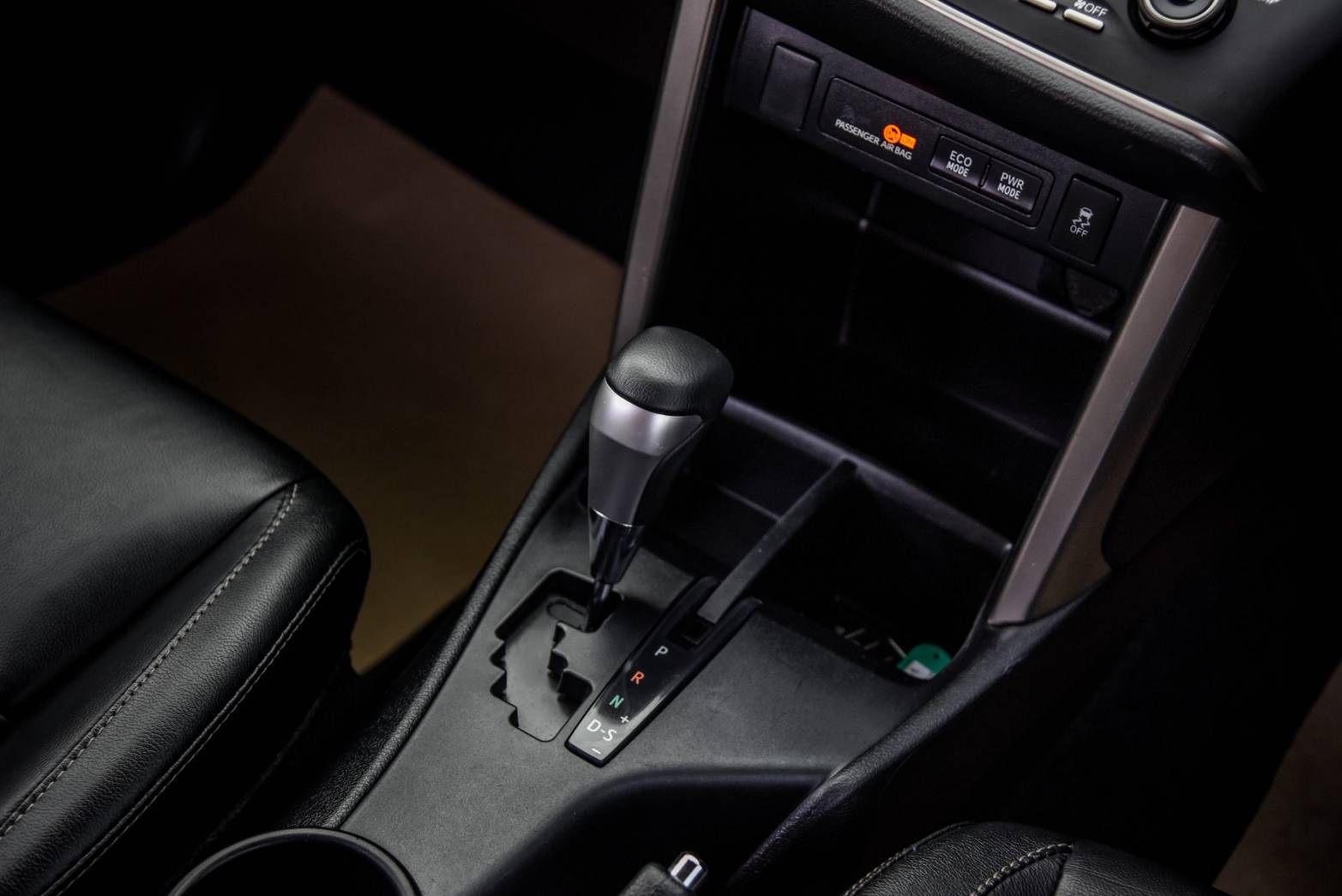 TOYOTA I#NNOVA Crysta 2.8 Premium AT 2022 ไมล์ 102,xxx km. ราคา 799,000 บาท (รูปที่ 16)