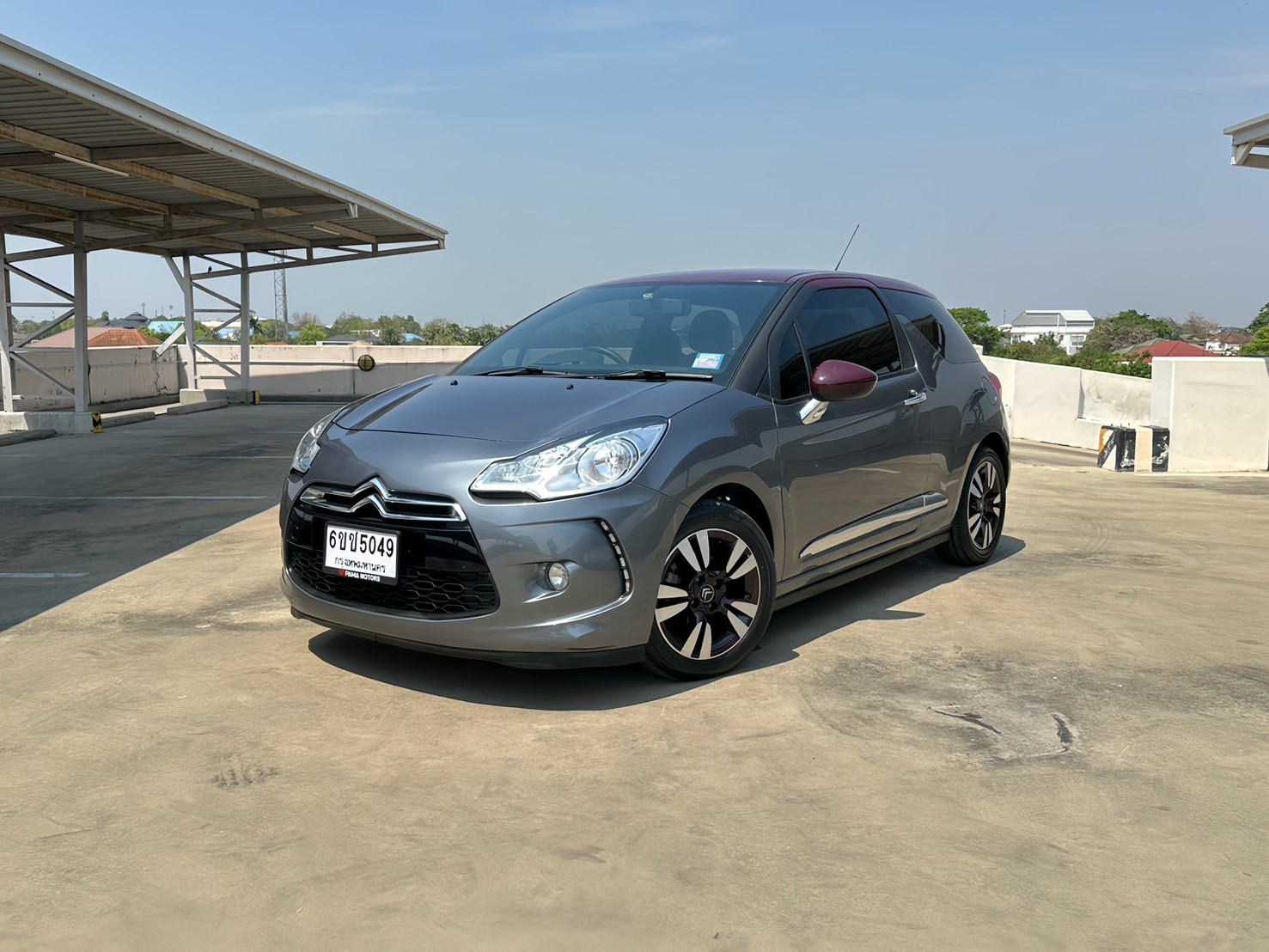 2013 Citroen DS3 สีเทา (รูปที่ 2)