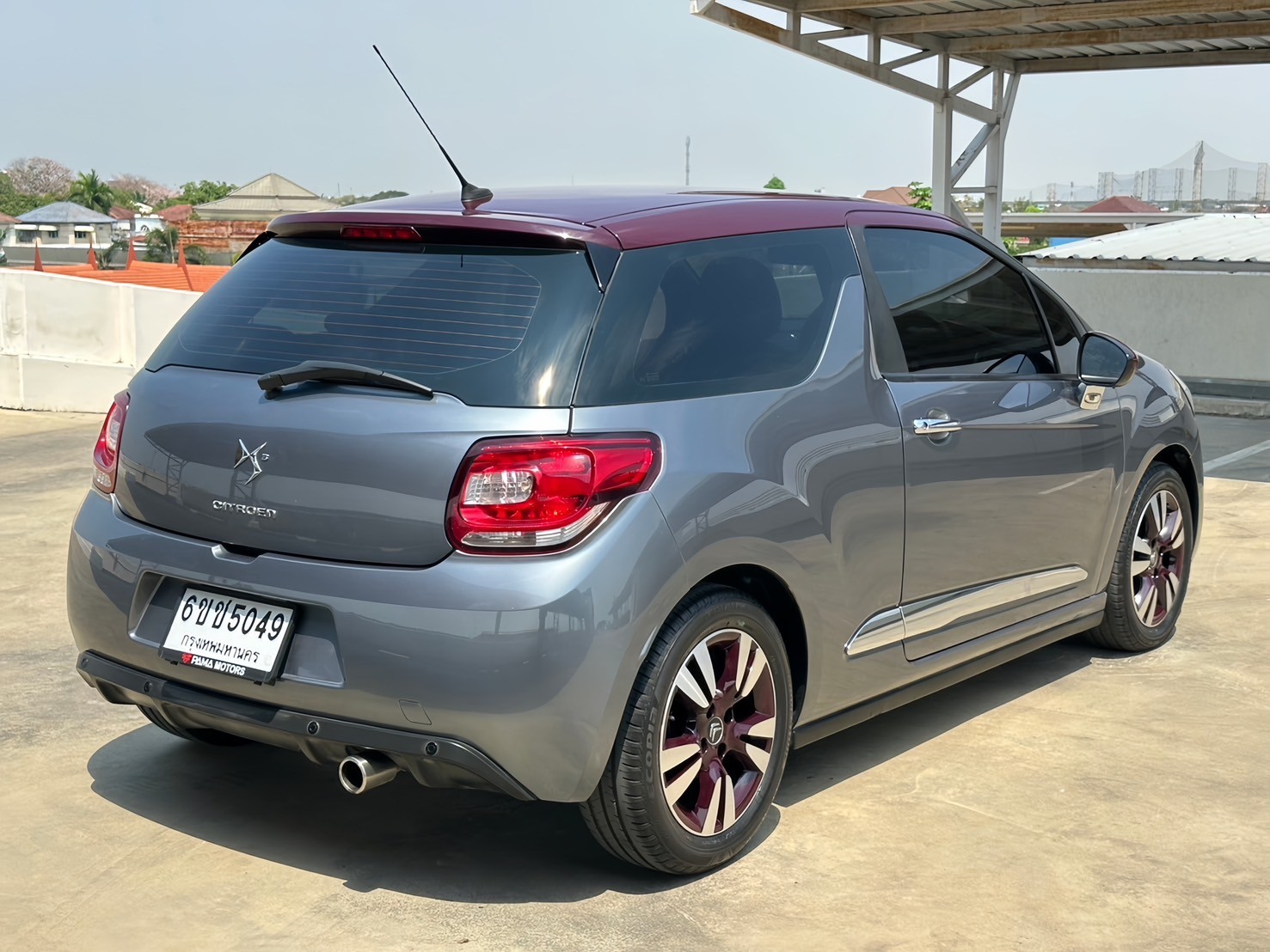 2013 Citroen DS3 สีเทา (รูปที่ 7)