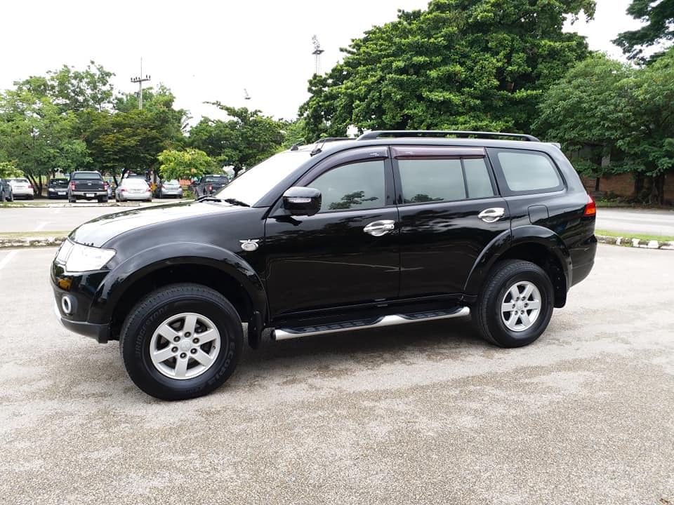 Mitsubishi Pajero Sport ปี 2009 สีดำ (รูปที่ 6)
