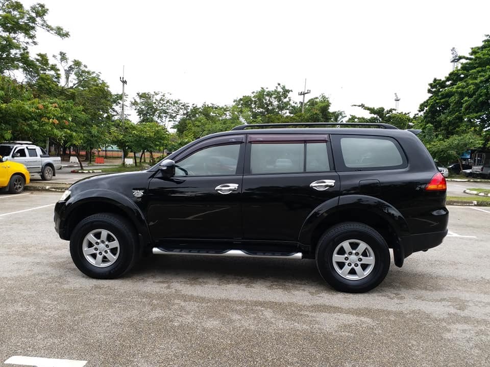 Mitsubishi Pajero Sport ปี 2009 สีดำ (รูปที่ 3)