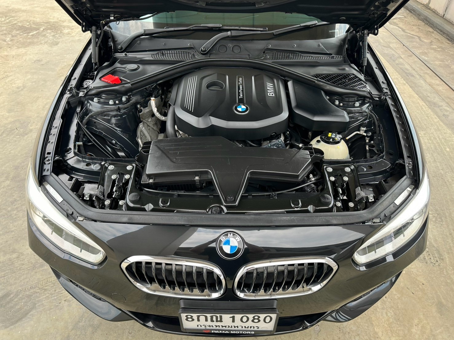 2017 BMW 1 Series F20 118i สีดำ (รูปที่ 19)