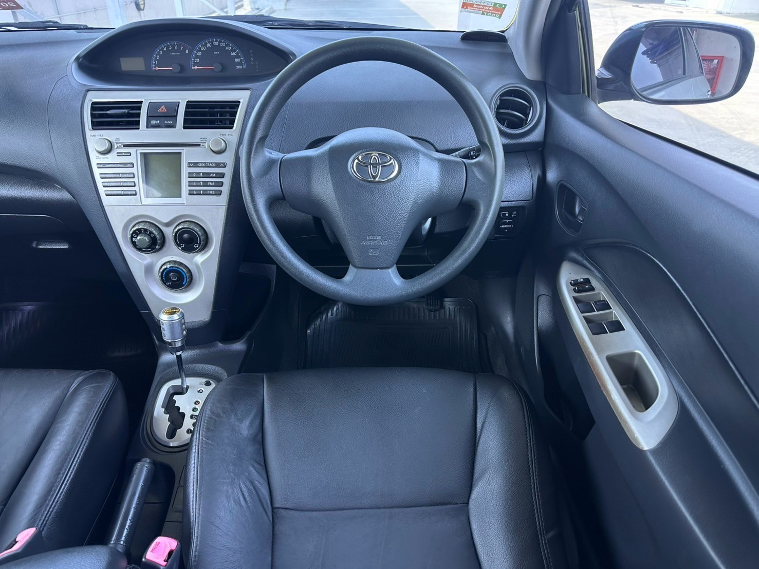 2008 Toyota Vios สีเทา (รูปที่ 13)