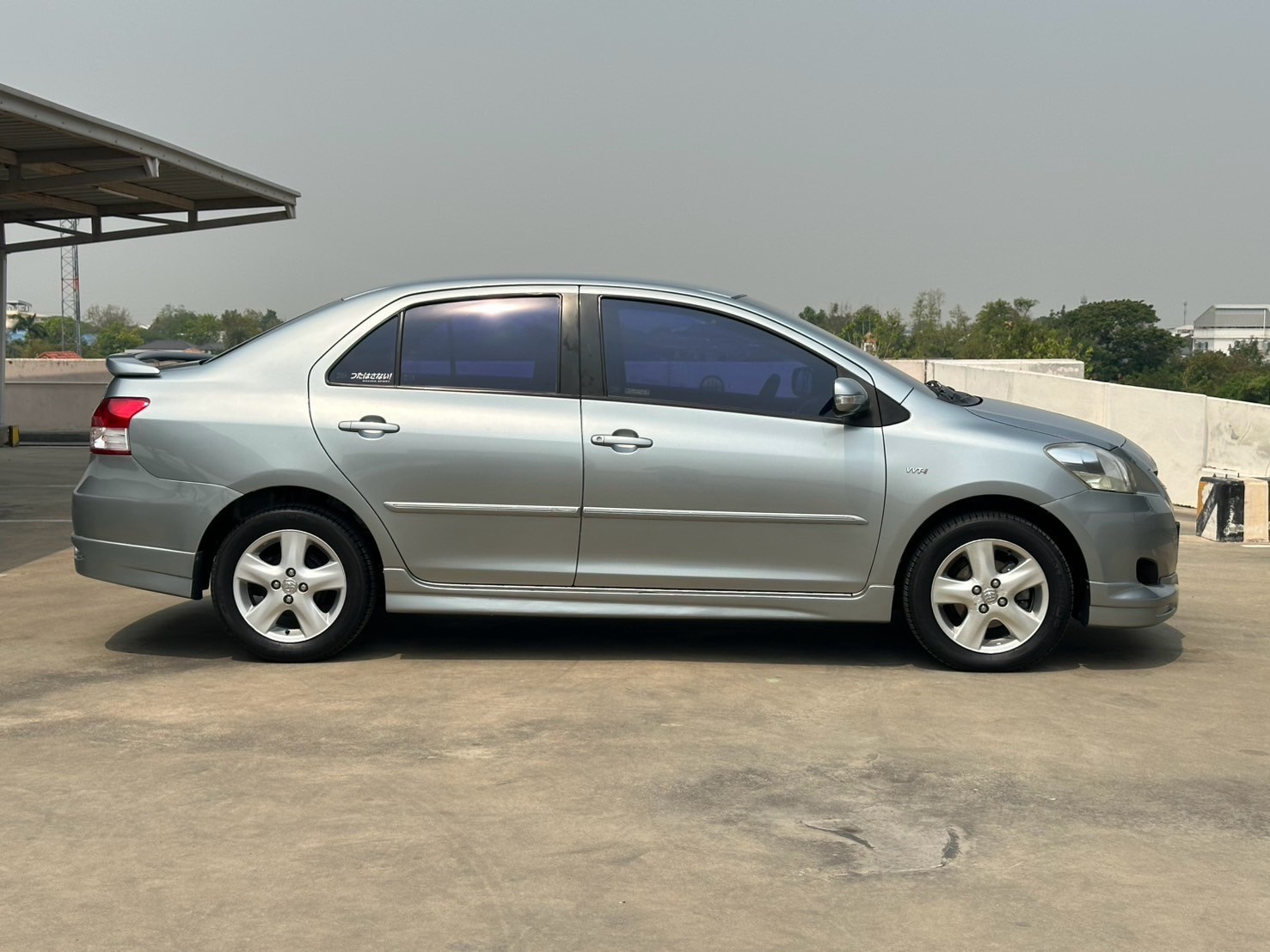 2008 Toyota Vios สีเทา (รูปที่ 5)
