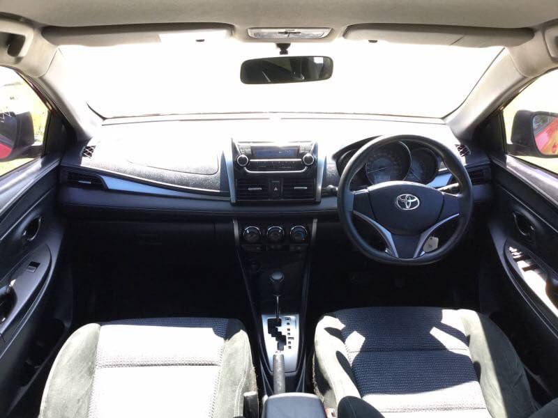 Toyota Vios ปี 2015 สีแดง (รูปที่ 10)