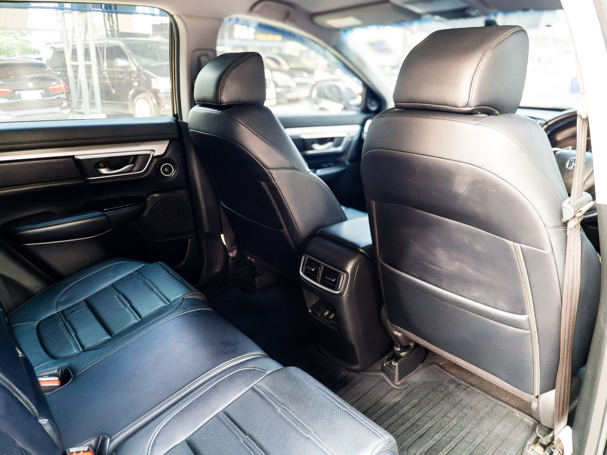 2019 Honda CR-V สีดำ (รูปที่ 14)