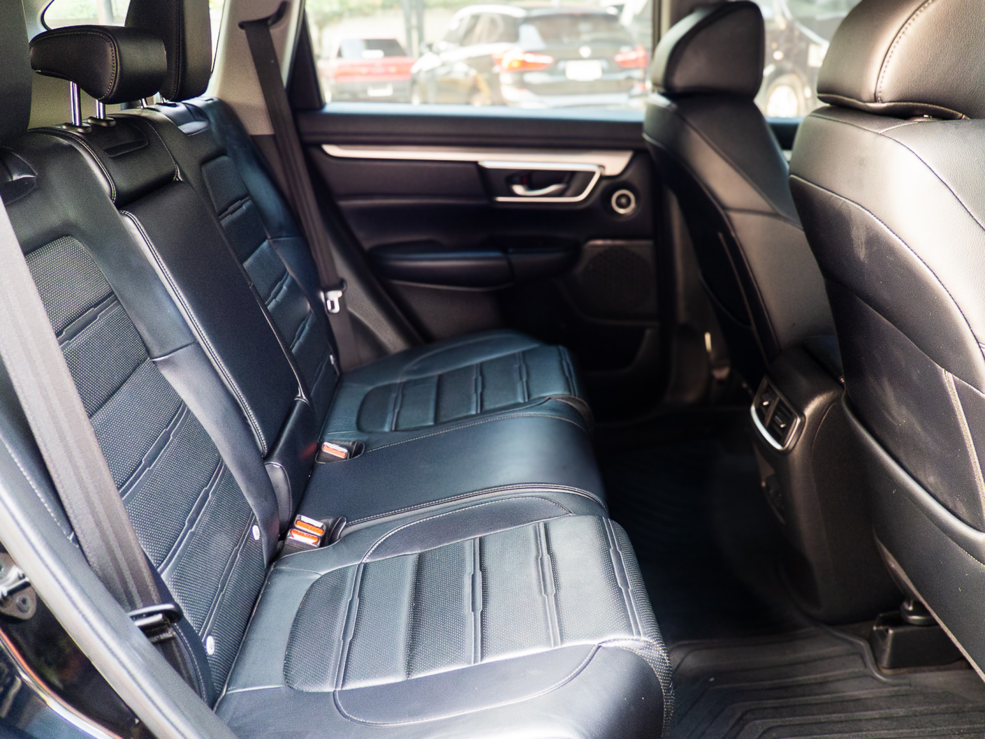 2019 Honda CR-V สีดำ (รูปที่ 11)