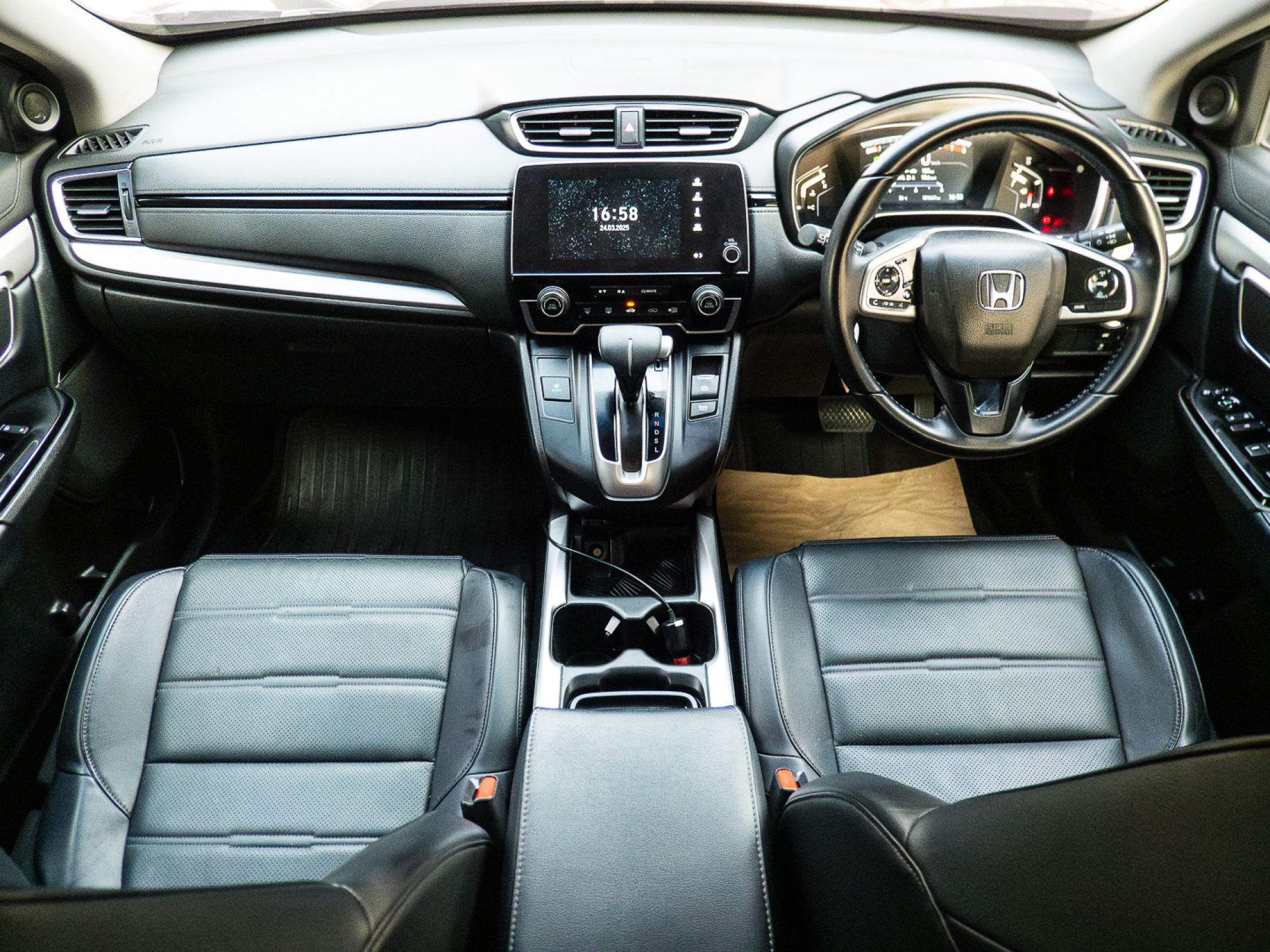2019 Honda CR-V สีดำ (รูปที่ 20)