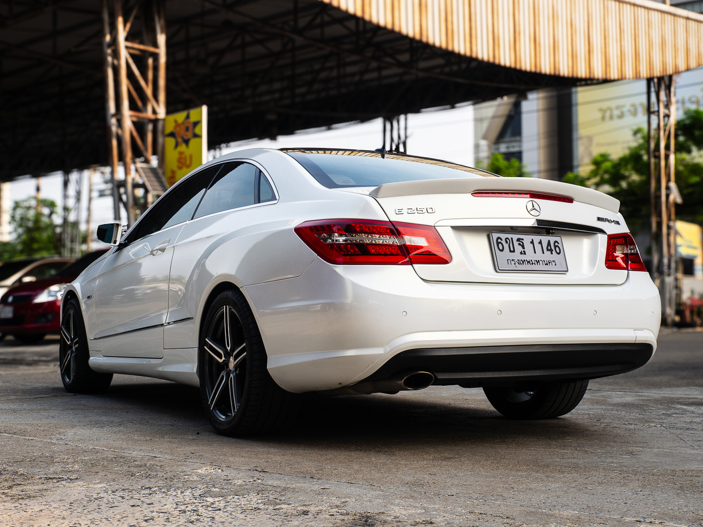 2012 Mercedes-Benz E-Class Cabriolet E200 สีขาว (รูปที่ 17)