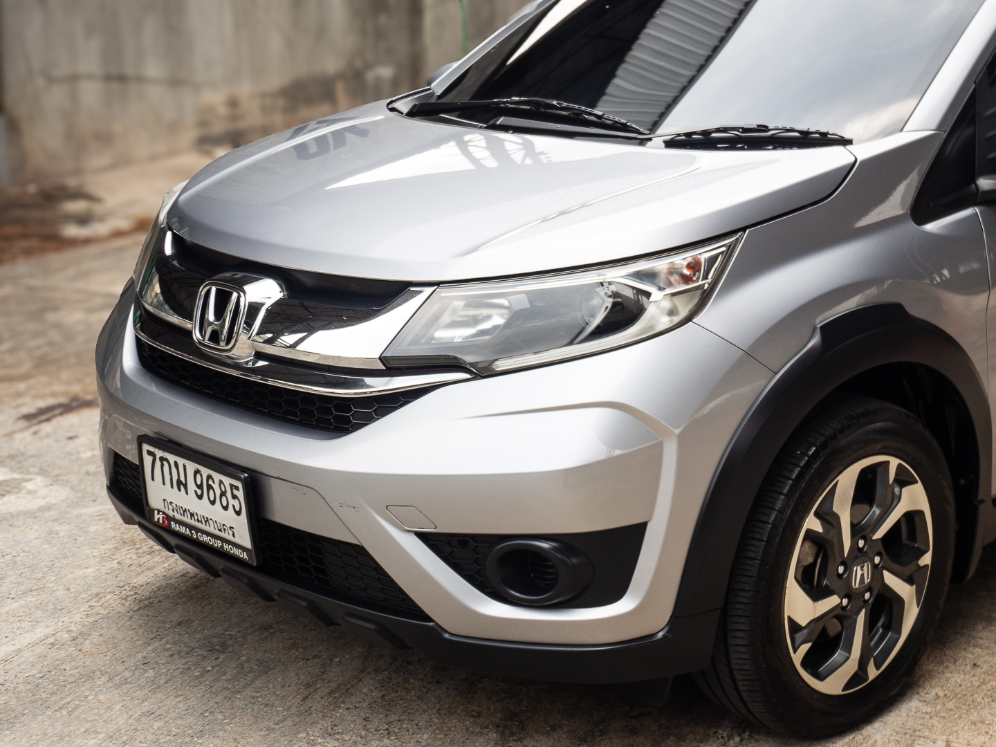 2018 Honda BR-V สีเงิน (รูปที่ 14)