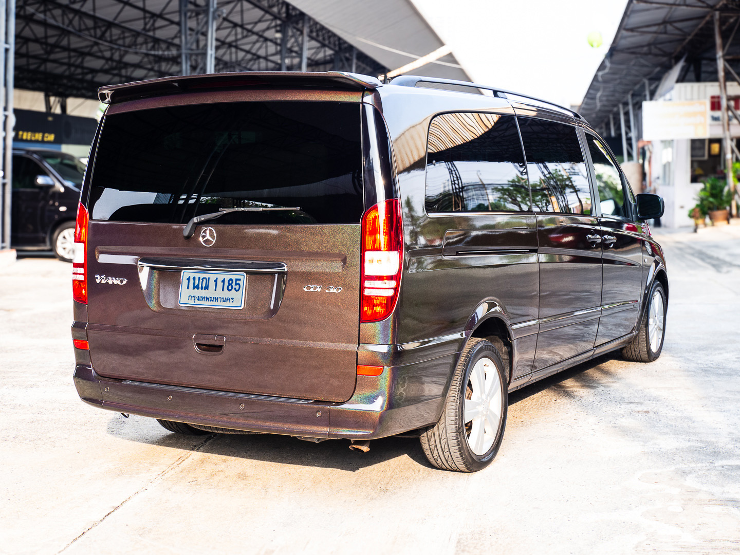 2012 Mercedes-Benz VIANO สีน้ำตาล (รูปที่ 7)