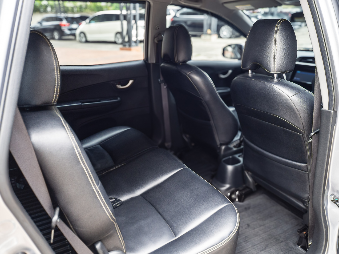 HONDA BR-V 1.5V+ (รูปที่ 16)