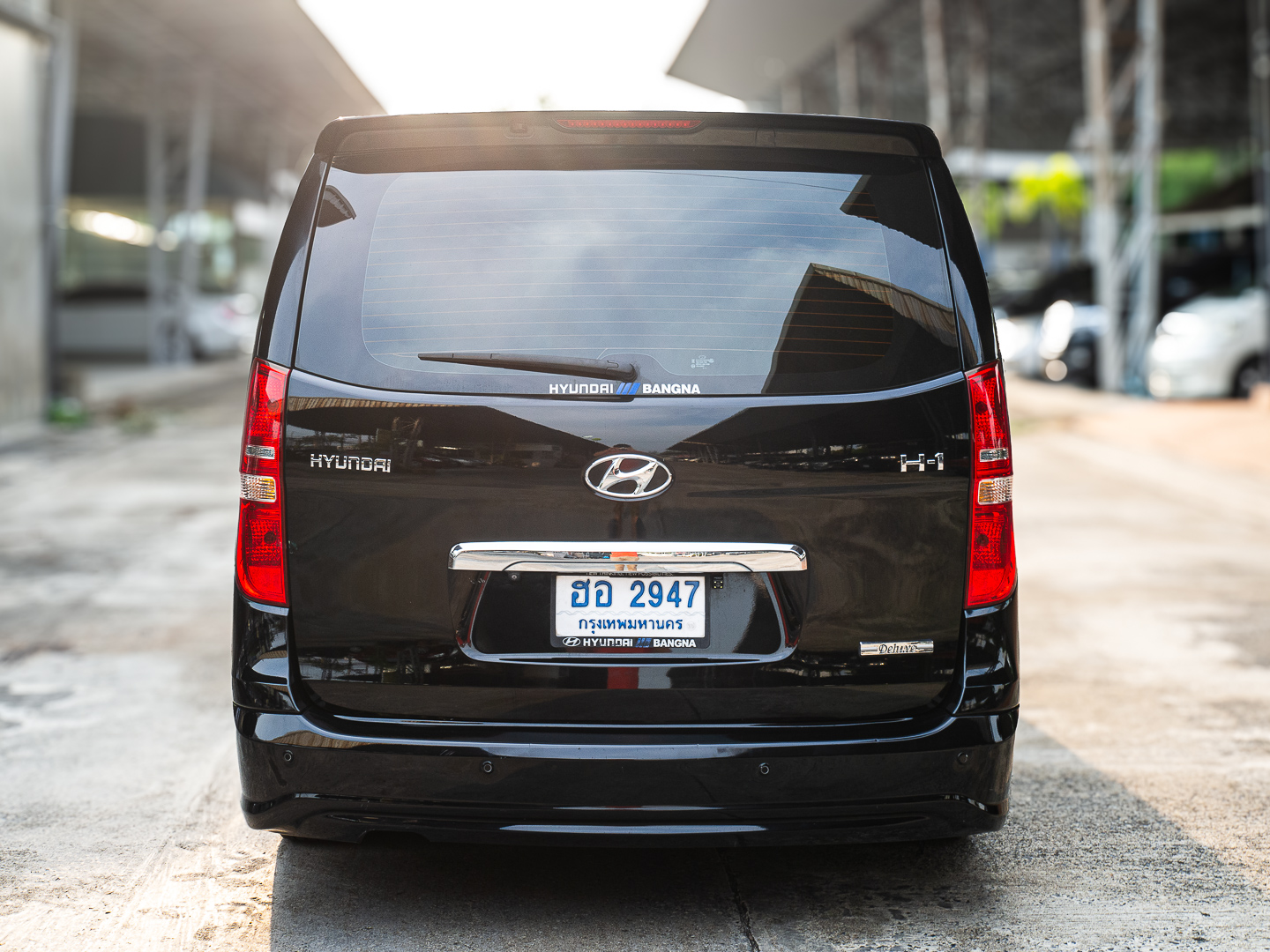 2018 Hyundai H-1 สีดำ (รูปที่ 5)