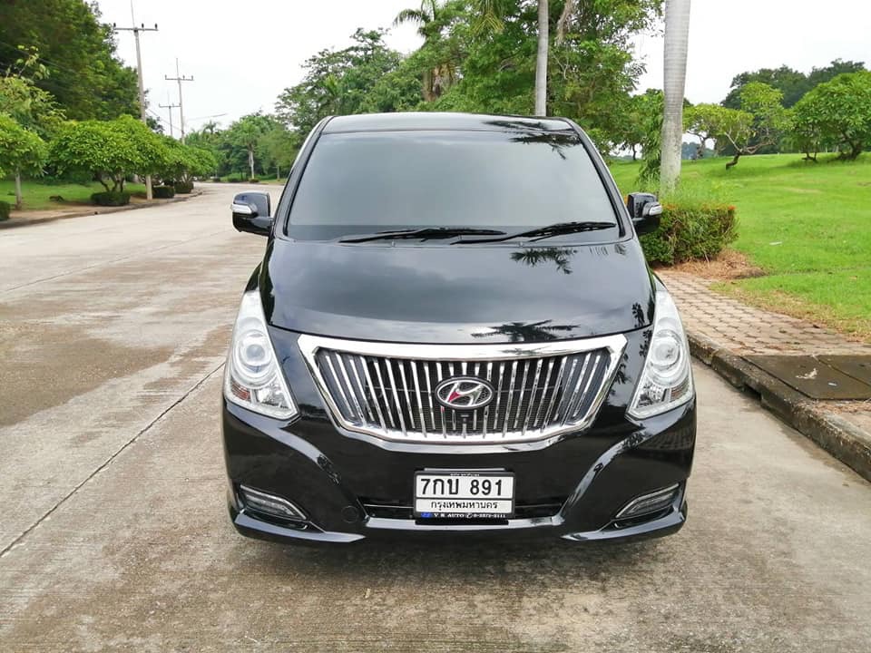 Hyundai Grand Starex ปี 2018 สีดำ (รูปที่ 3)