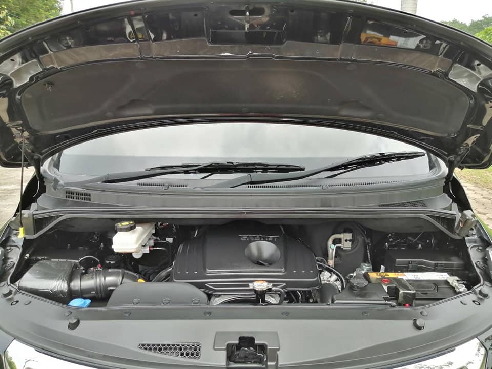 Hyundai Grand Starex ปี 2018 สีดำ (รูปที่ 16)