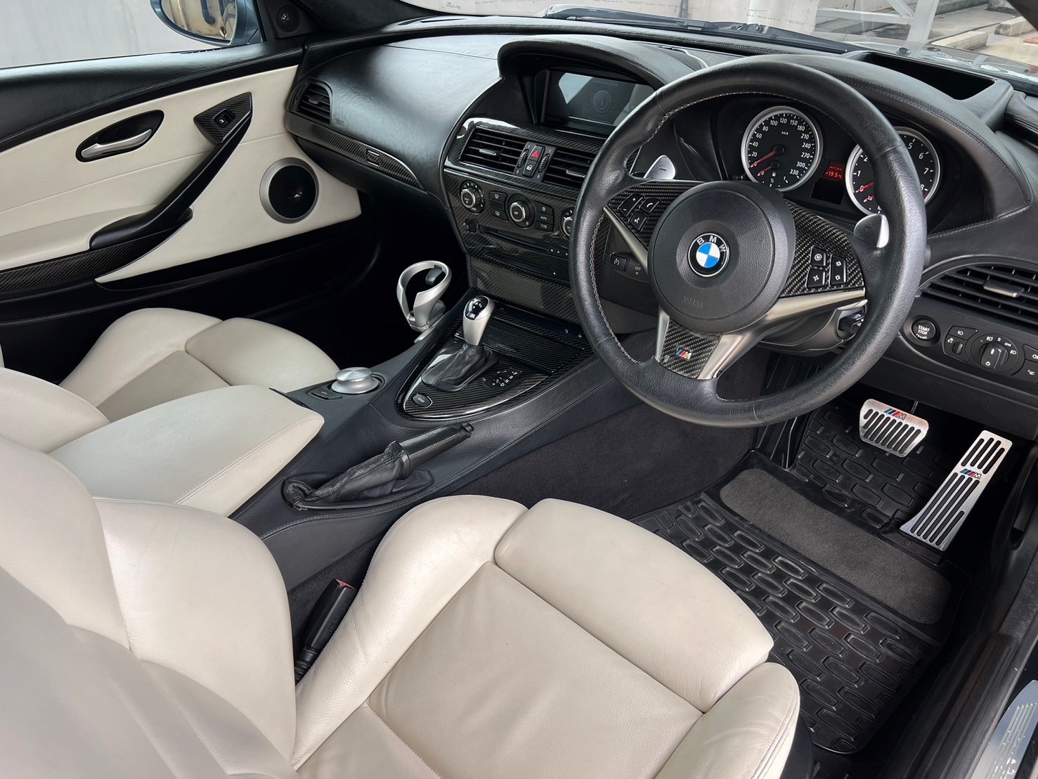 2008 BMW 6 Series Gen1 E63 650Ci สีเทา (รูปที่ 13)