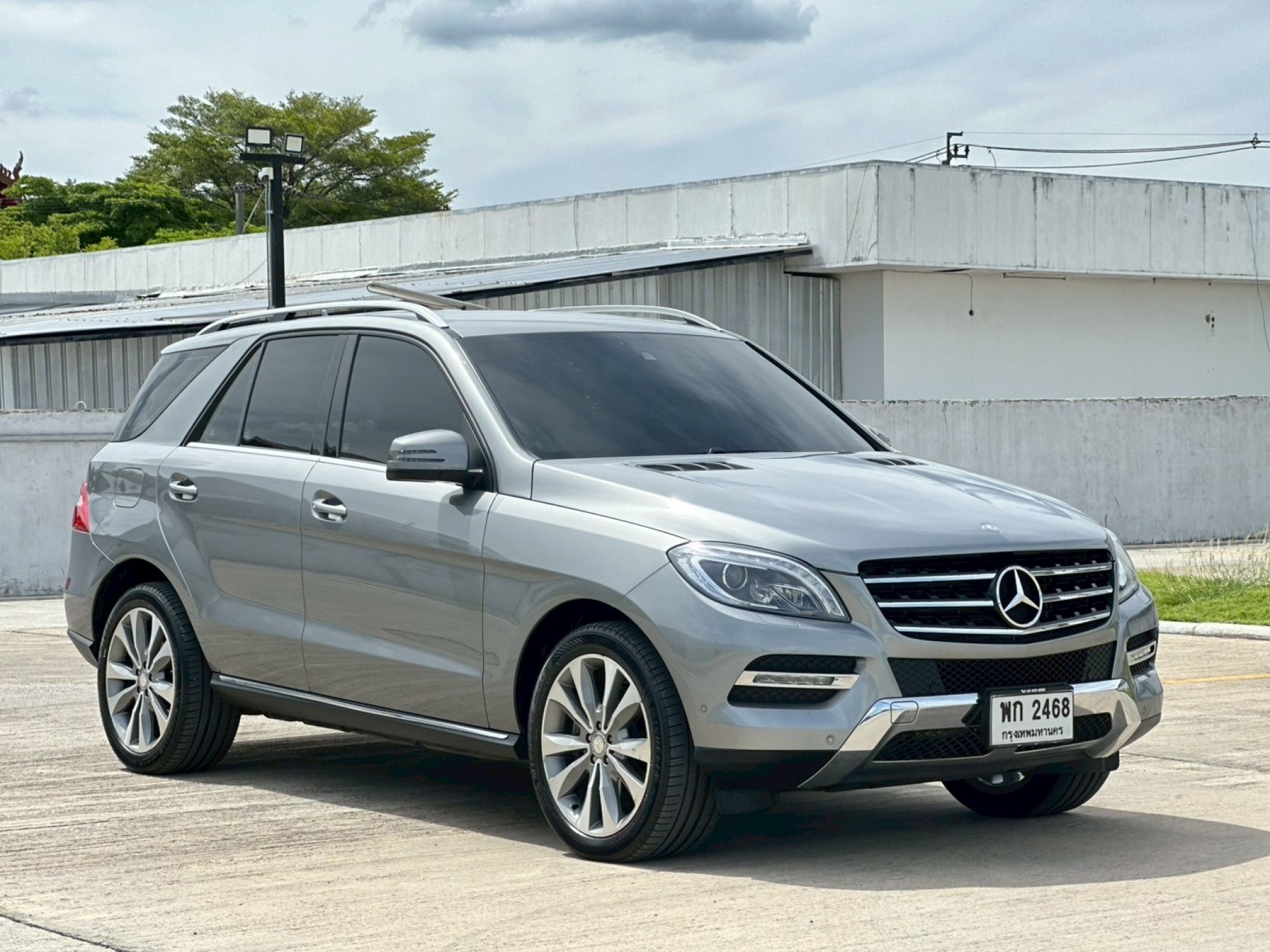 Benz #ML250 Bluetec Executive (W166) 2015 (รูปที่ 2)