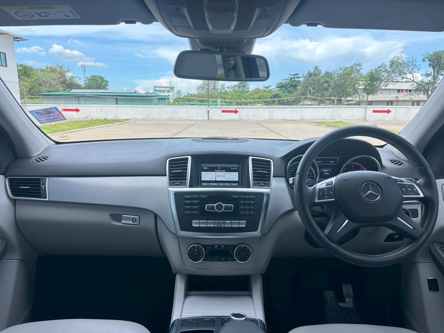Benz #ML250 Bluetec Executive (W166) 2015 (รูปที่ 18)