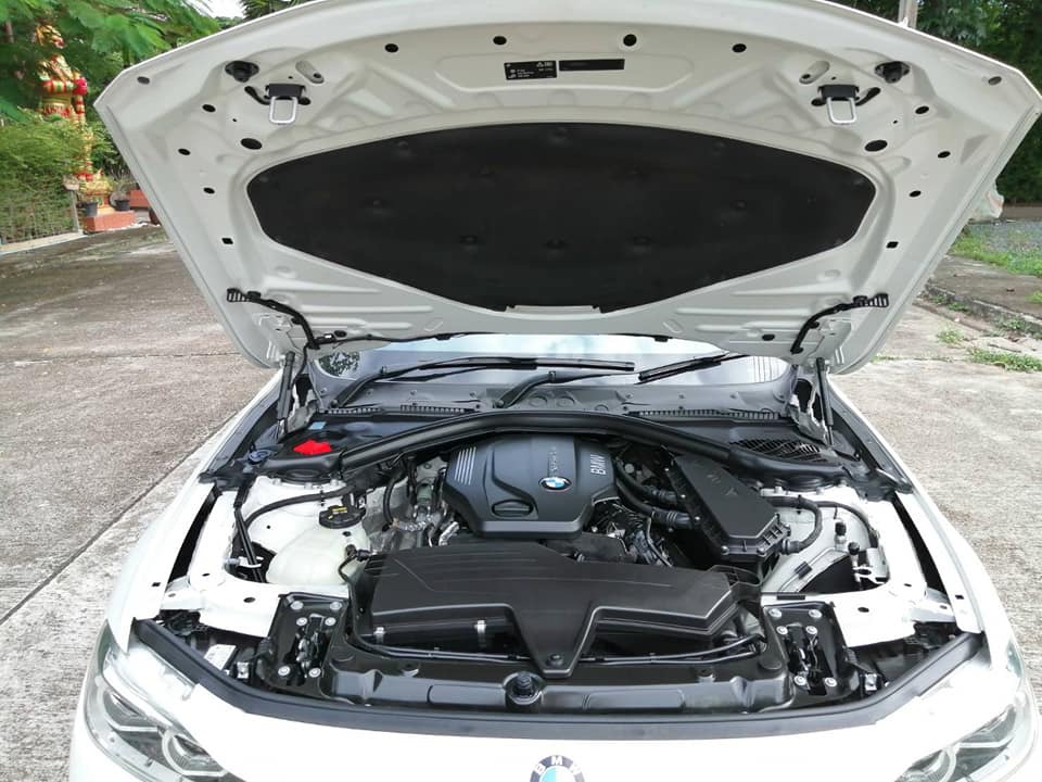 BMW 3 Series Gen6 F34 320d ปี 2016 สีขาว (รูปที่ 13)