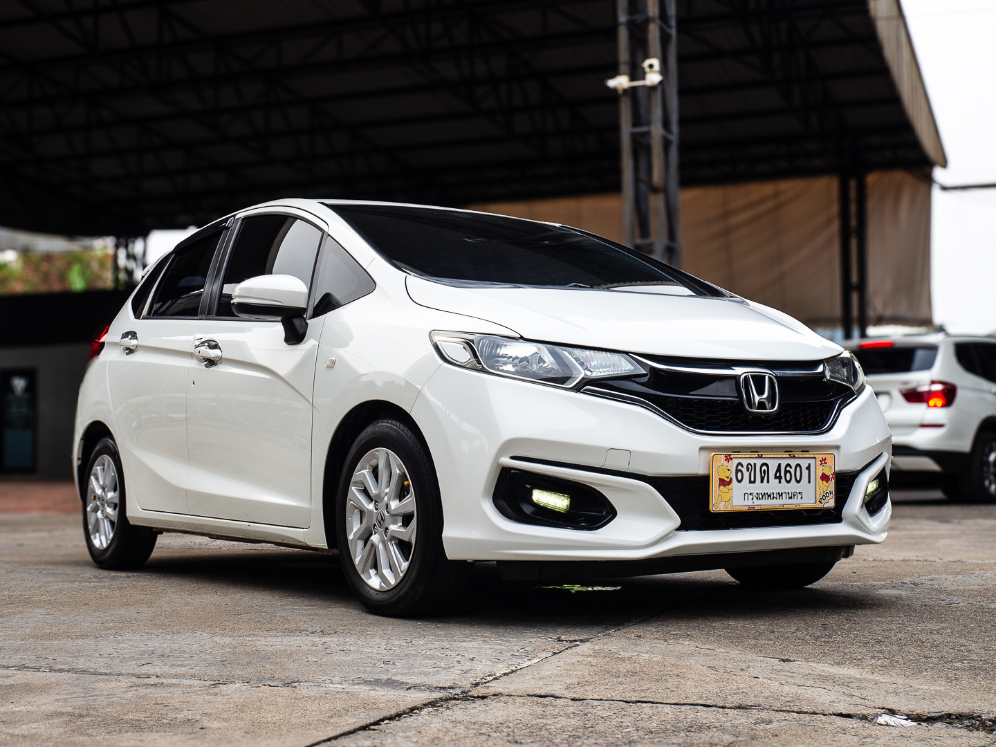 2021 Honda Jazz GK สีขาว (รูปที่ 15)