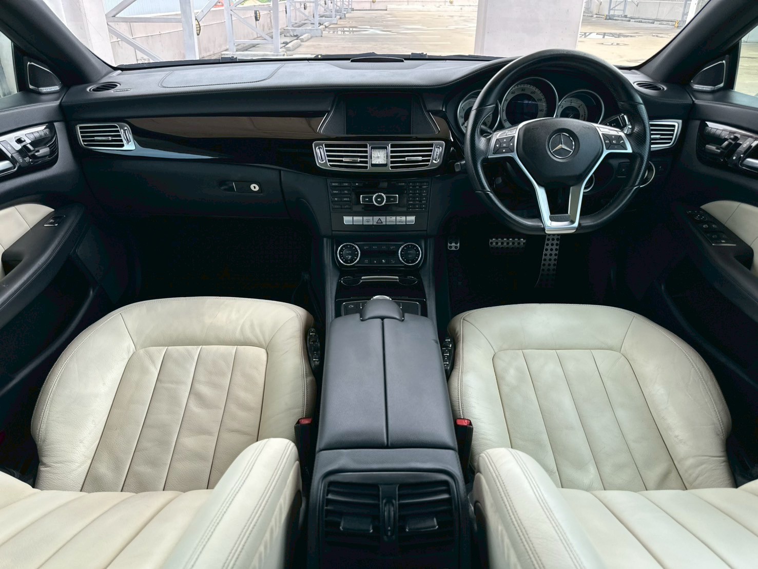 2012 Mercedes-Benz CLS-Class W218 CLS250 สีขาว (รูปที่ 14)