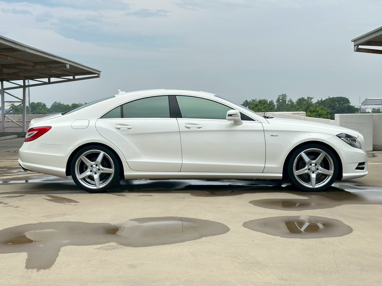 2012 Mercedes-Benz CLS-Class W218 CLS250 สีขาว (รูปที่ 5)